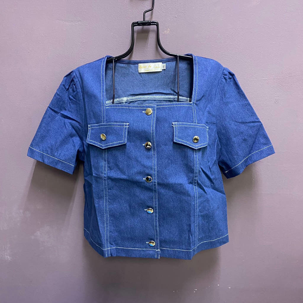 排扣百褶裙兩件套*上衣