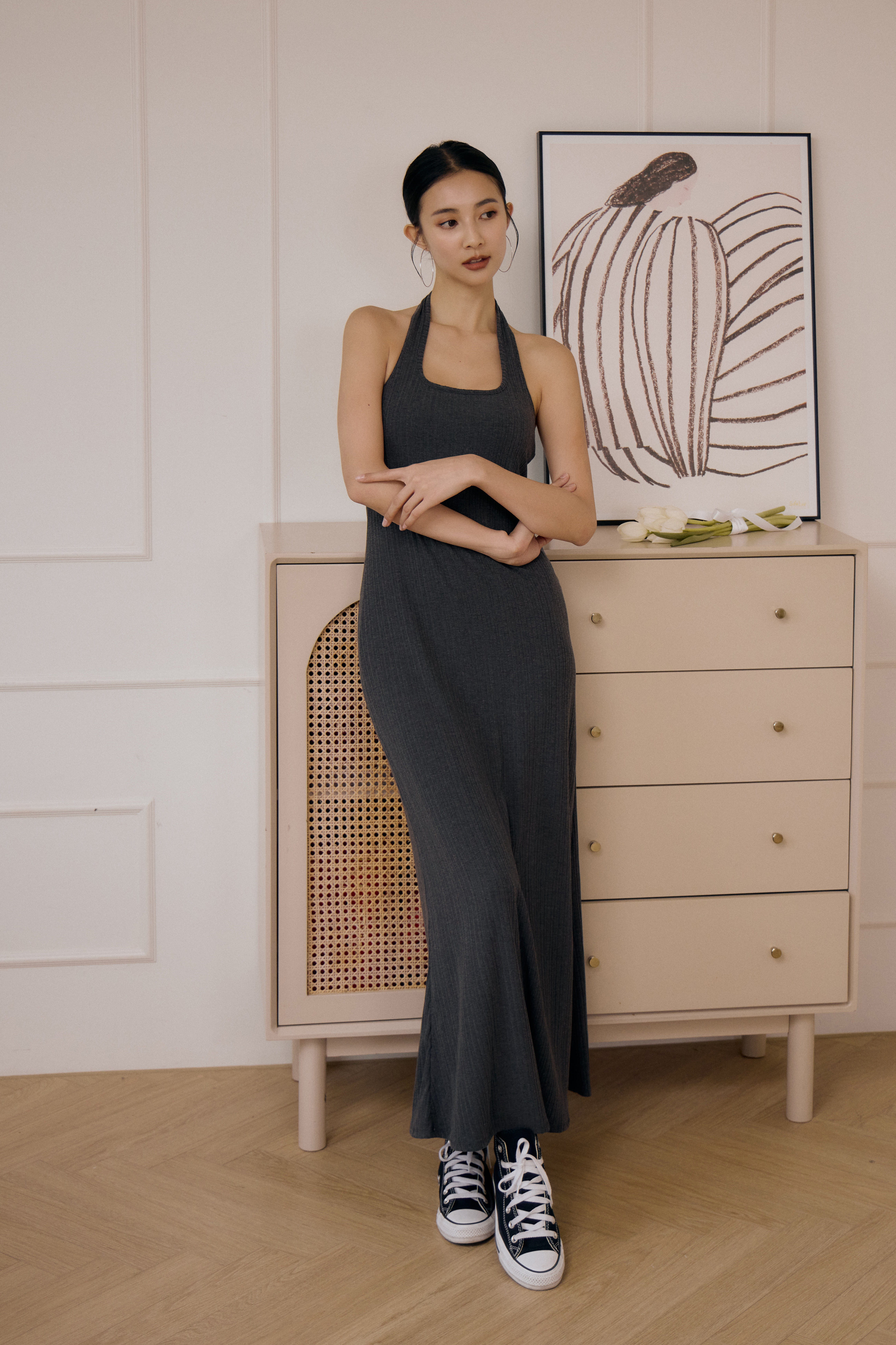 繞頸BRA TOP挖背長洋- 深灰