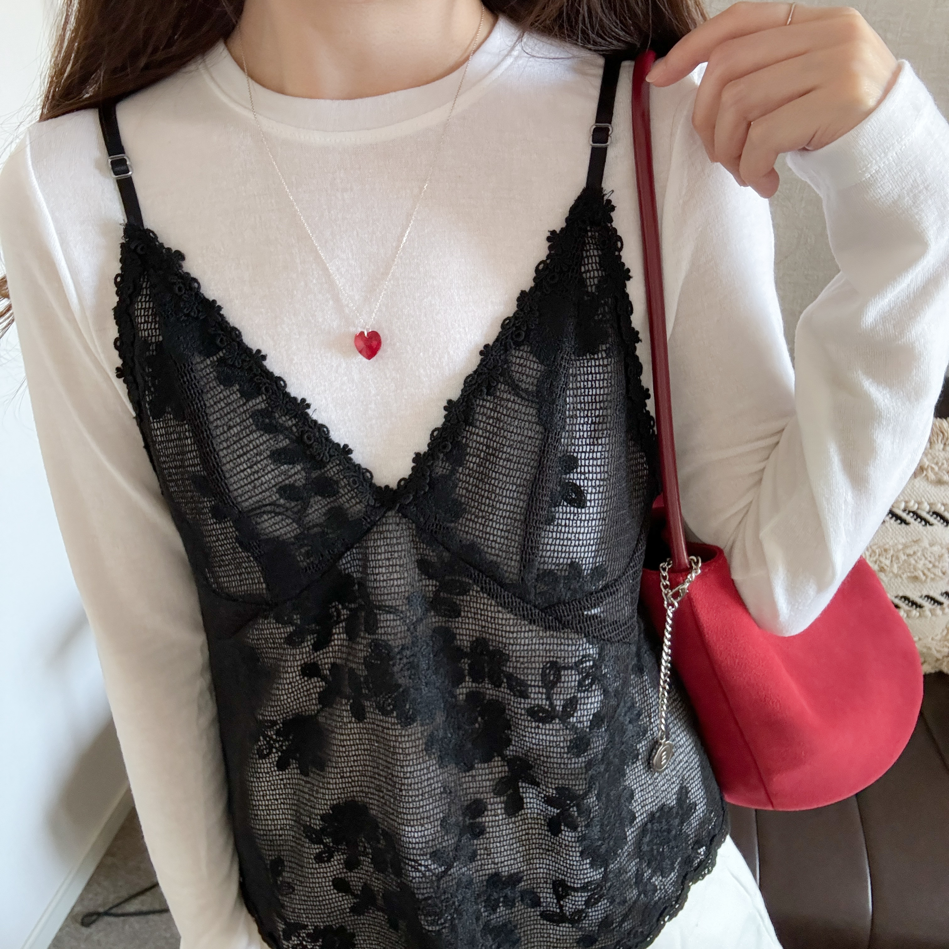 蕾絲透視吊帶背心