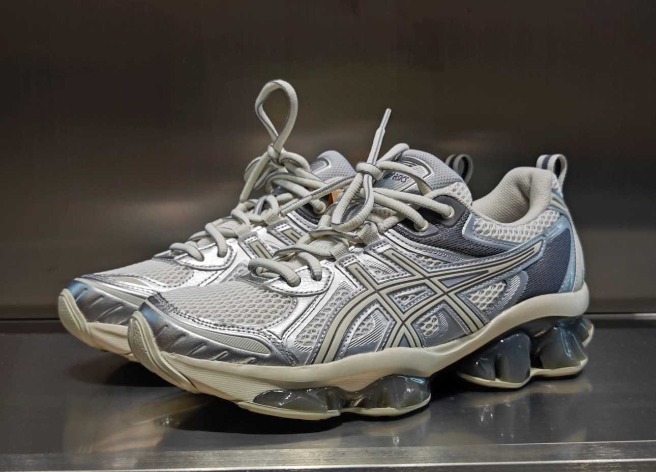 ASICS Gel-Quantum Kinetic (米銀灰) (部分少量現貨❗❗)