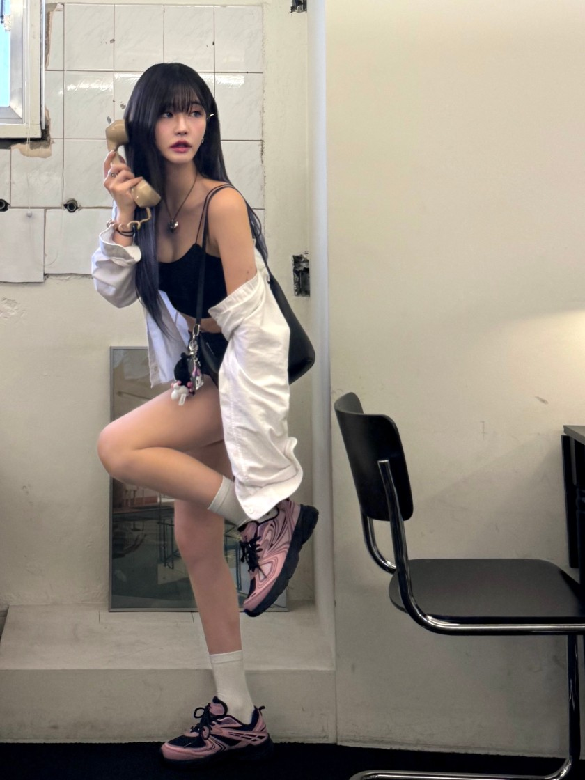 韓國限定 FILA INTERUN 休閒運動鞋 韓韶禧著用 "PINK-BLACK"