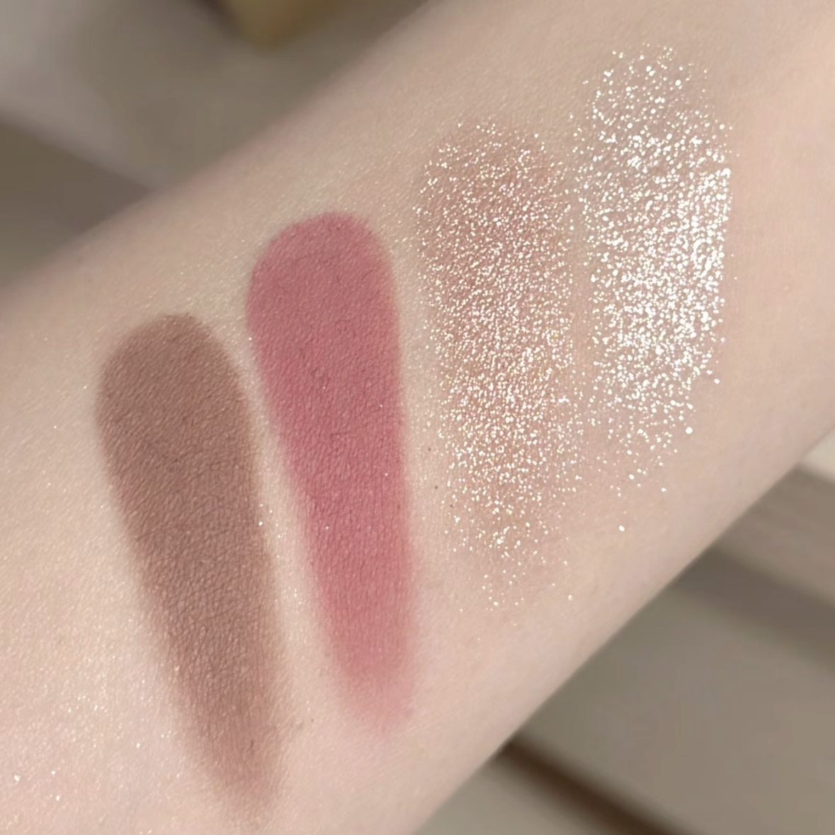 TomFord 幻魅四色眼影盤 02浮光盤 ROSE VEIL