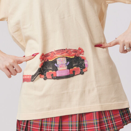 216409 Pbandai 預訂 2024/10月 仮面ライダーガヴ　ベルト柄　Tシャツ