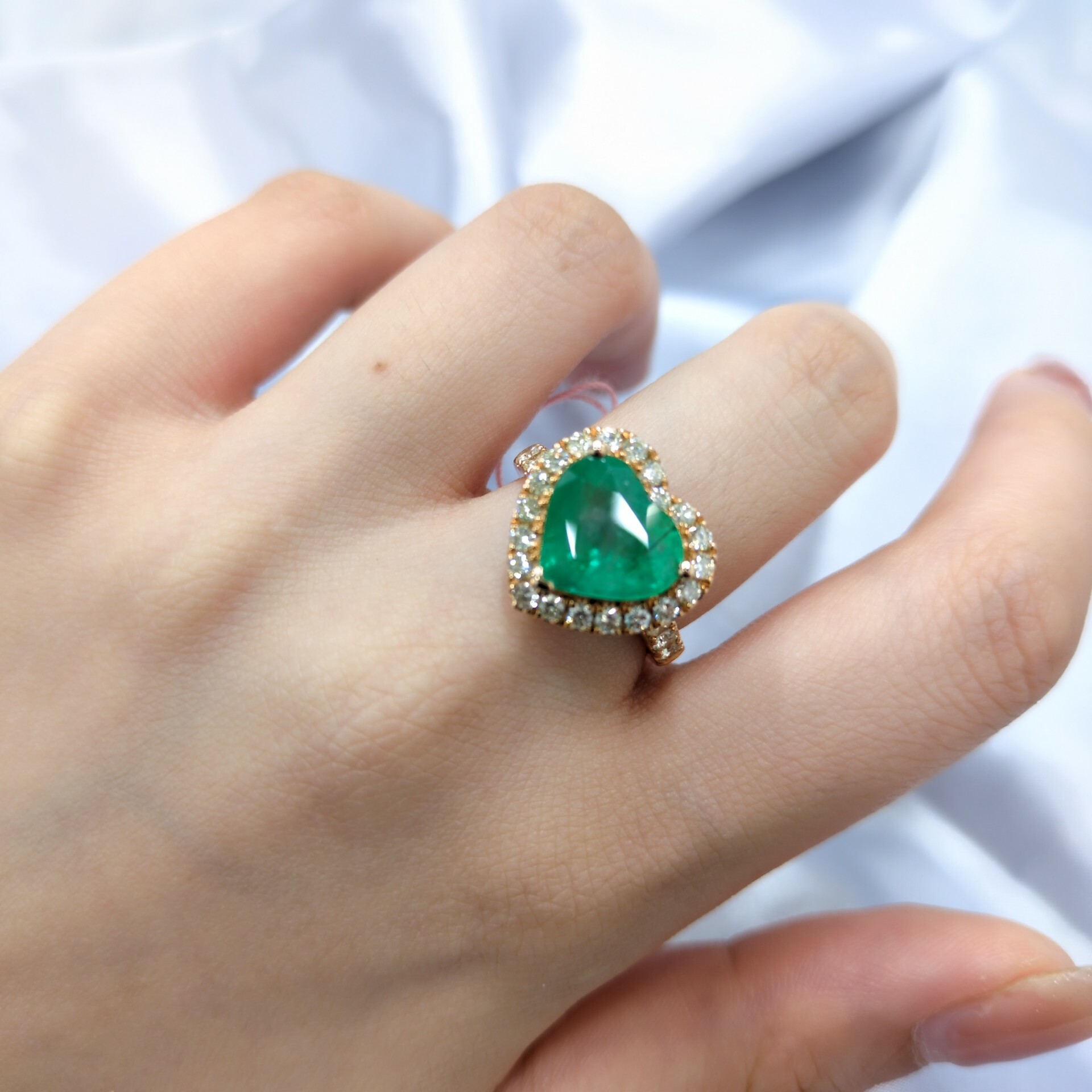 18K Rose Gold 3.30ct Emerald and Diamond Ring