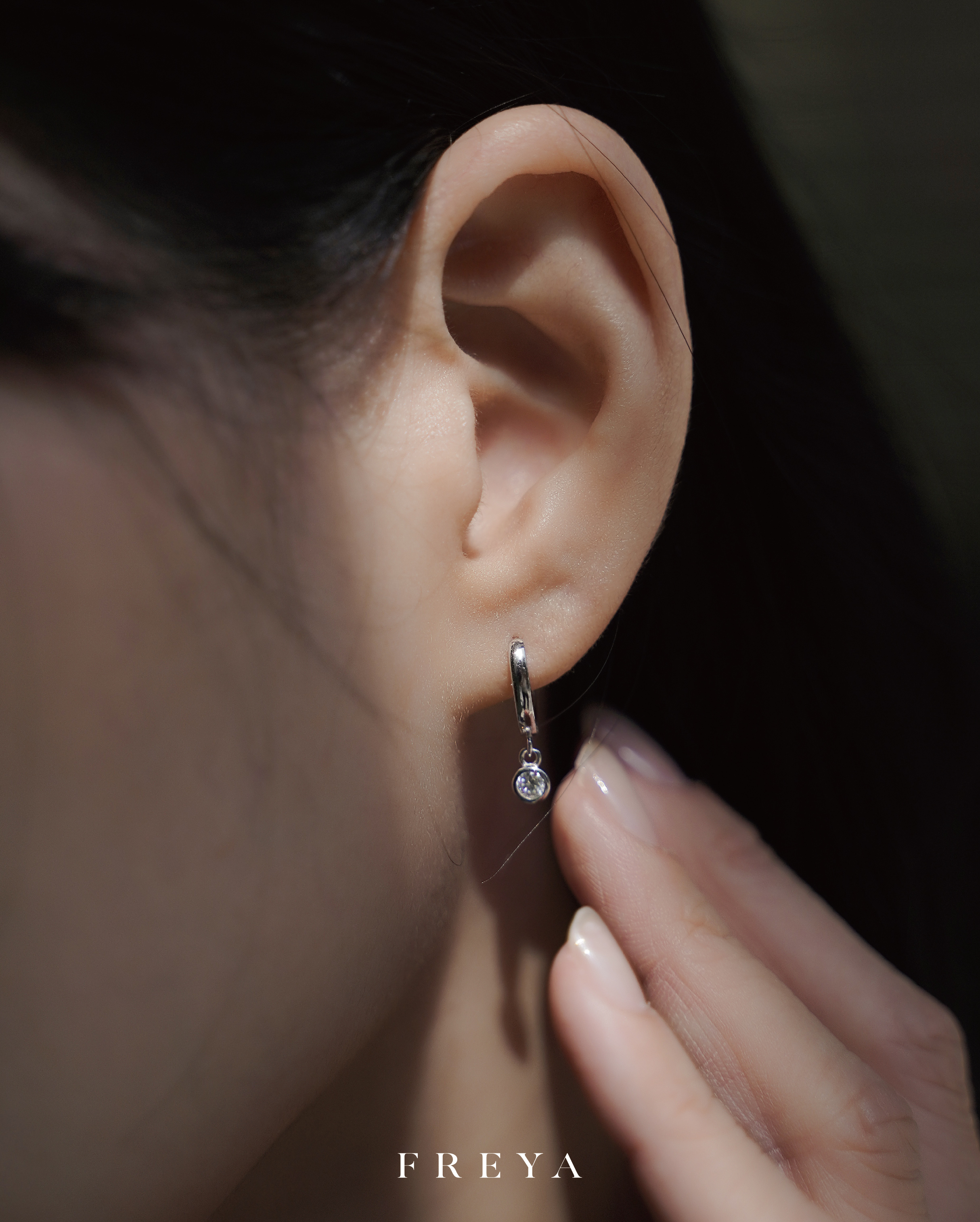 FREYA 閃耀圓形耳環