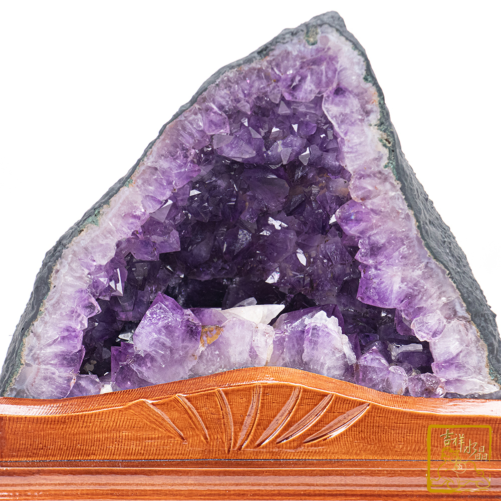 巴西紫水晶洞 6.4kg 金型晶洞