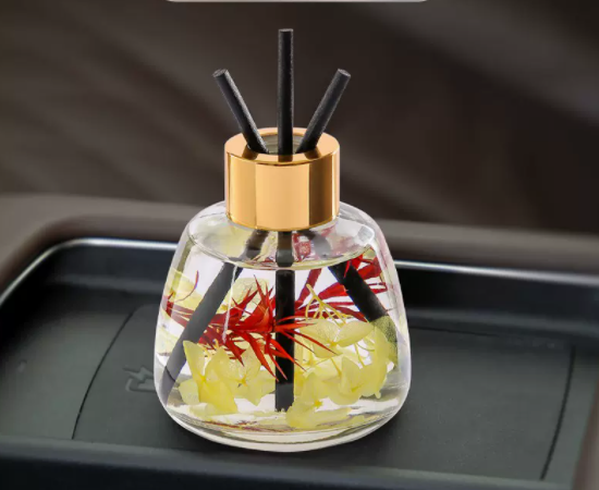 Hot-selling aromatherapy ornaments, car interior decorations, long-lasting light fragrance deodorant freshener (osmanthus) 120ml