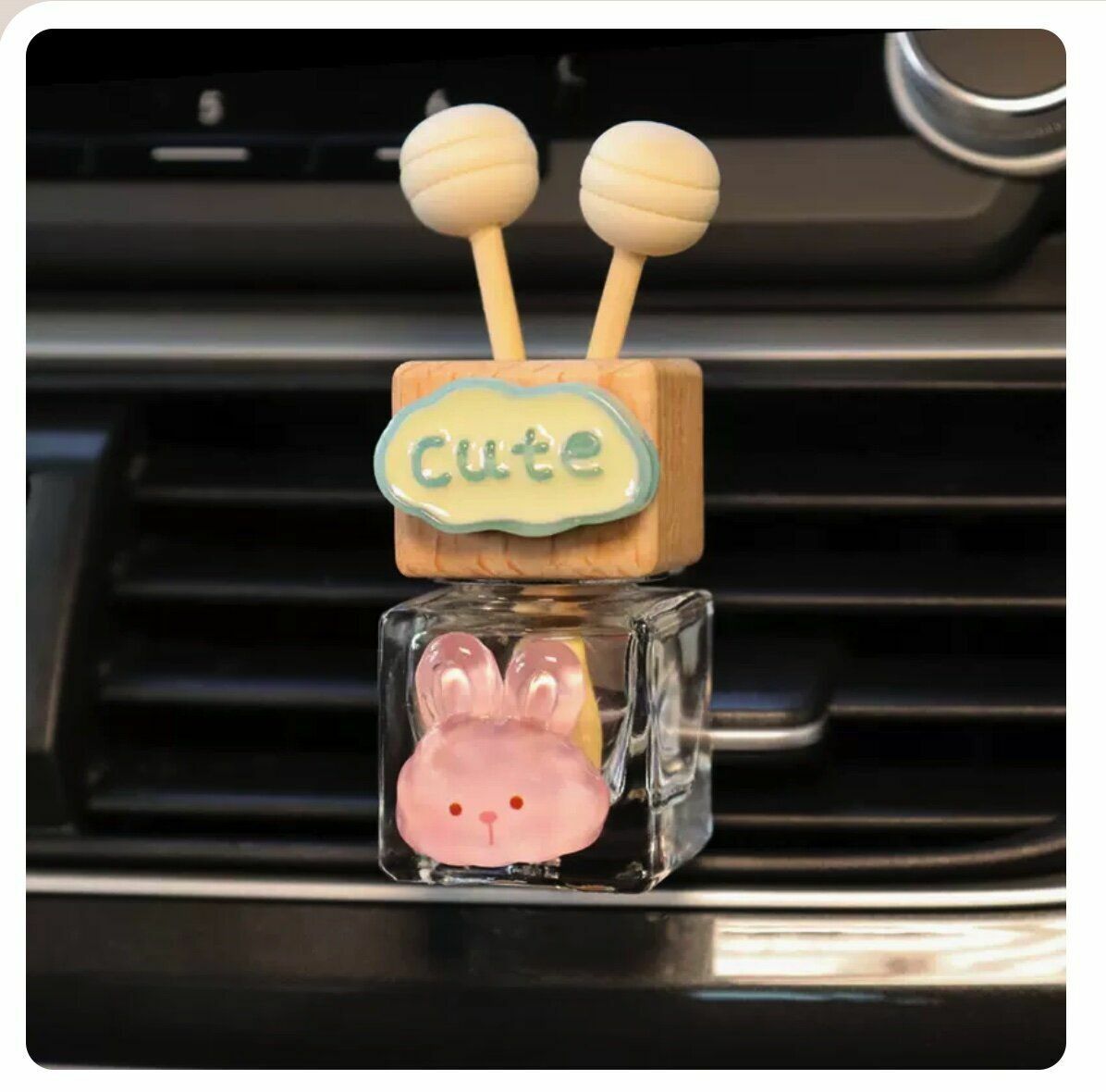 Hot selling car perfume empty bottle aromatherapy bottle (cute bunny)