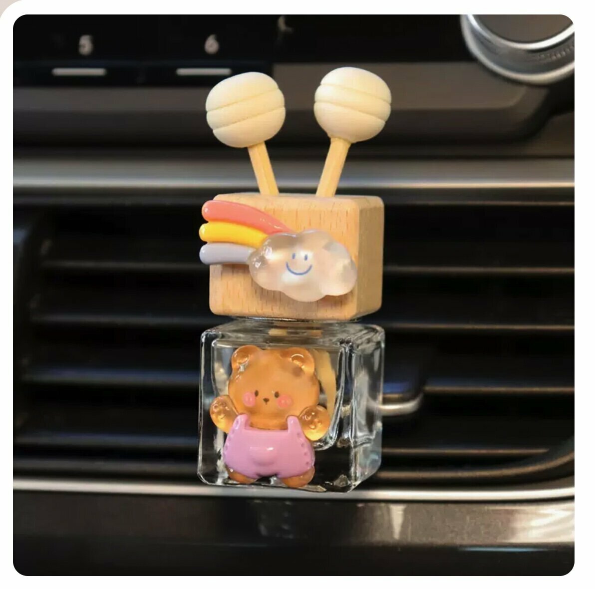 Hot selling car perfume empty bottle aromatherapy bottle (Rainbow Coffee Bear)