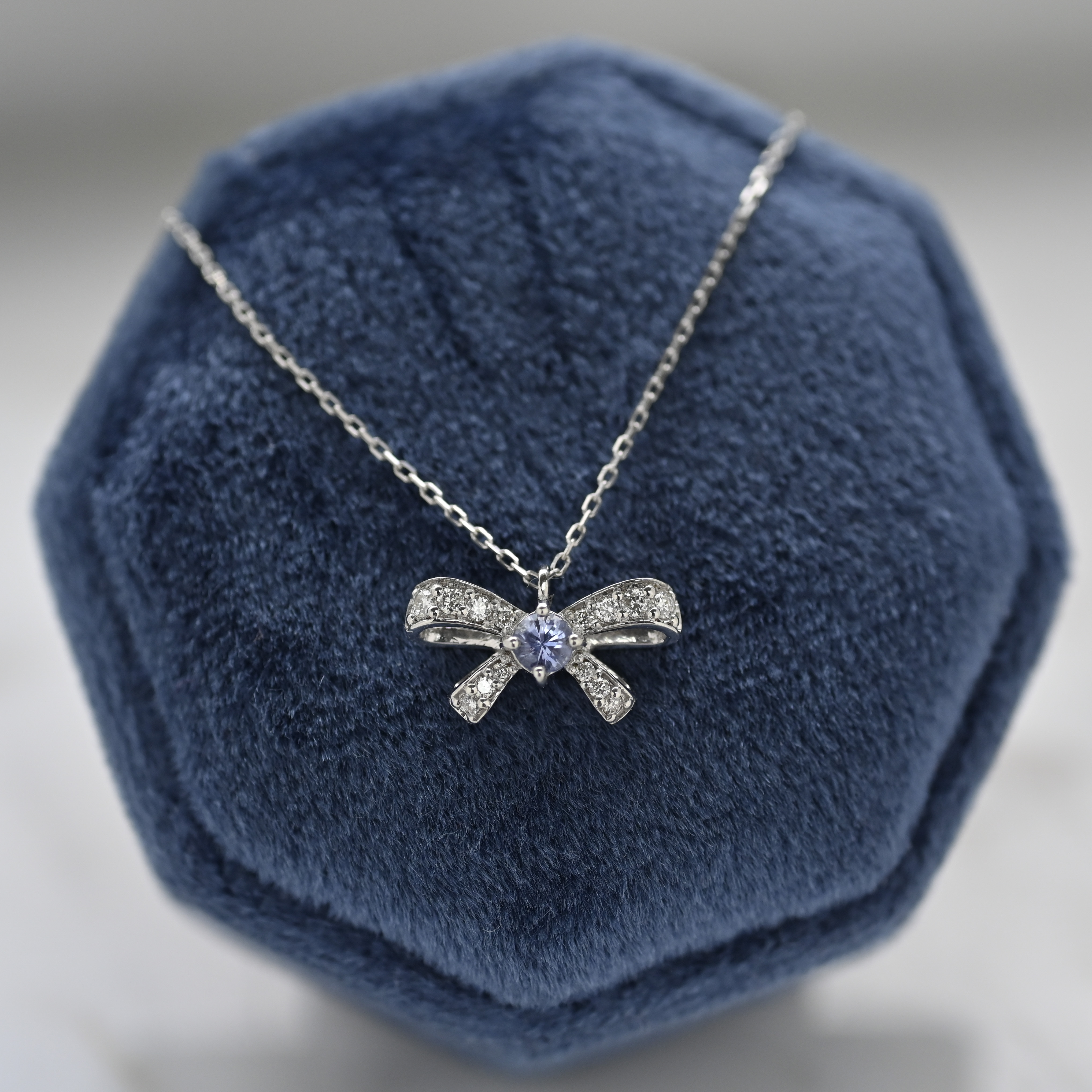 18K Color Ribbon Diamond Necklace