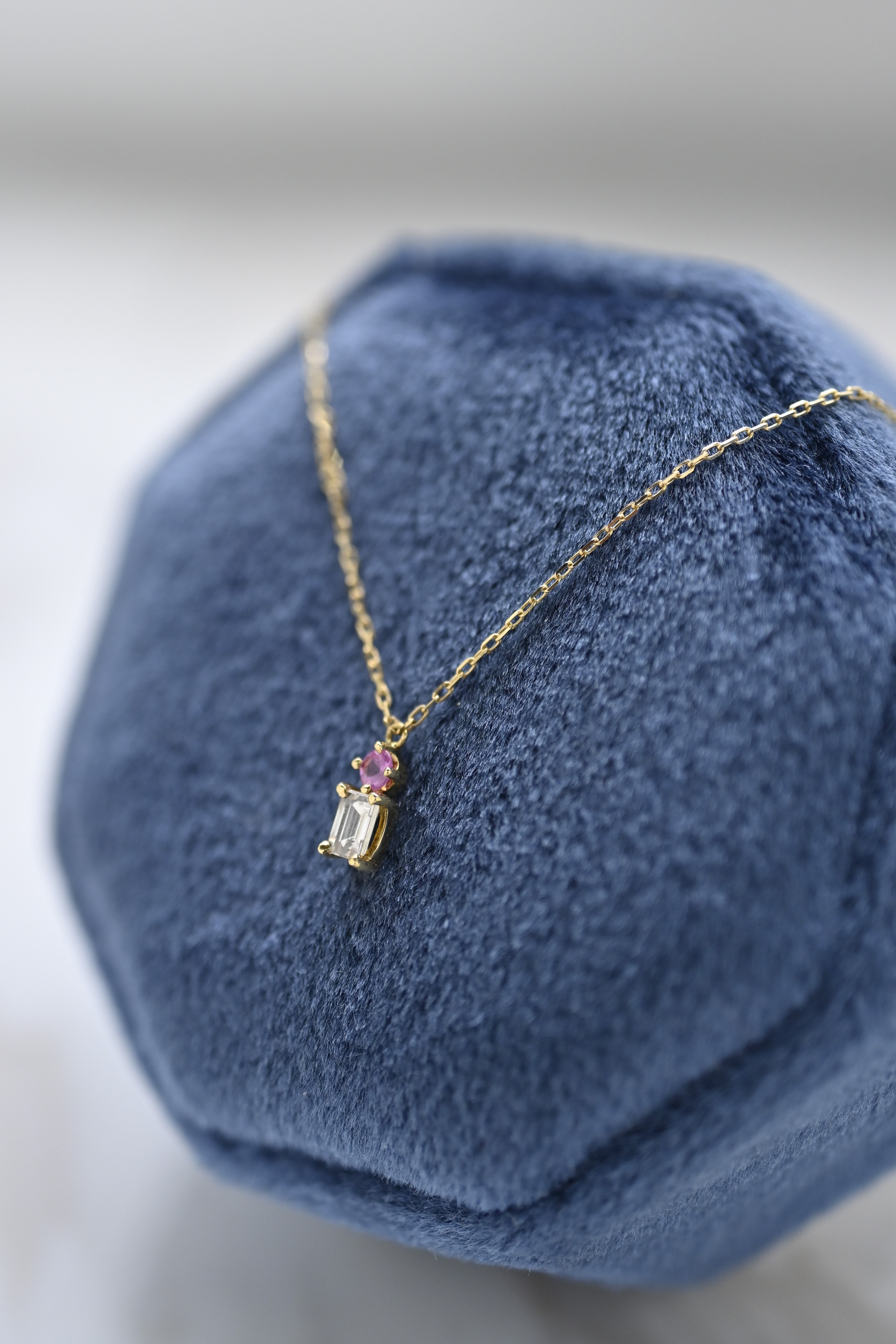 18K 0.03ct Pink Sapphire Diamond Necklace