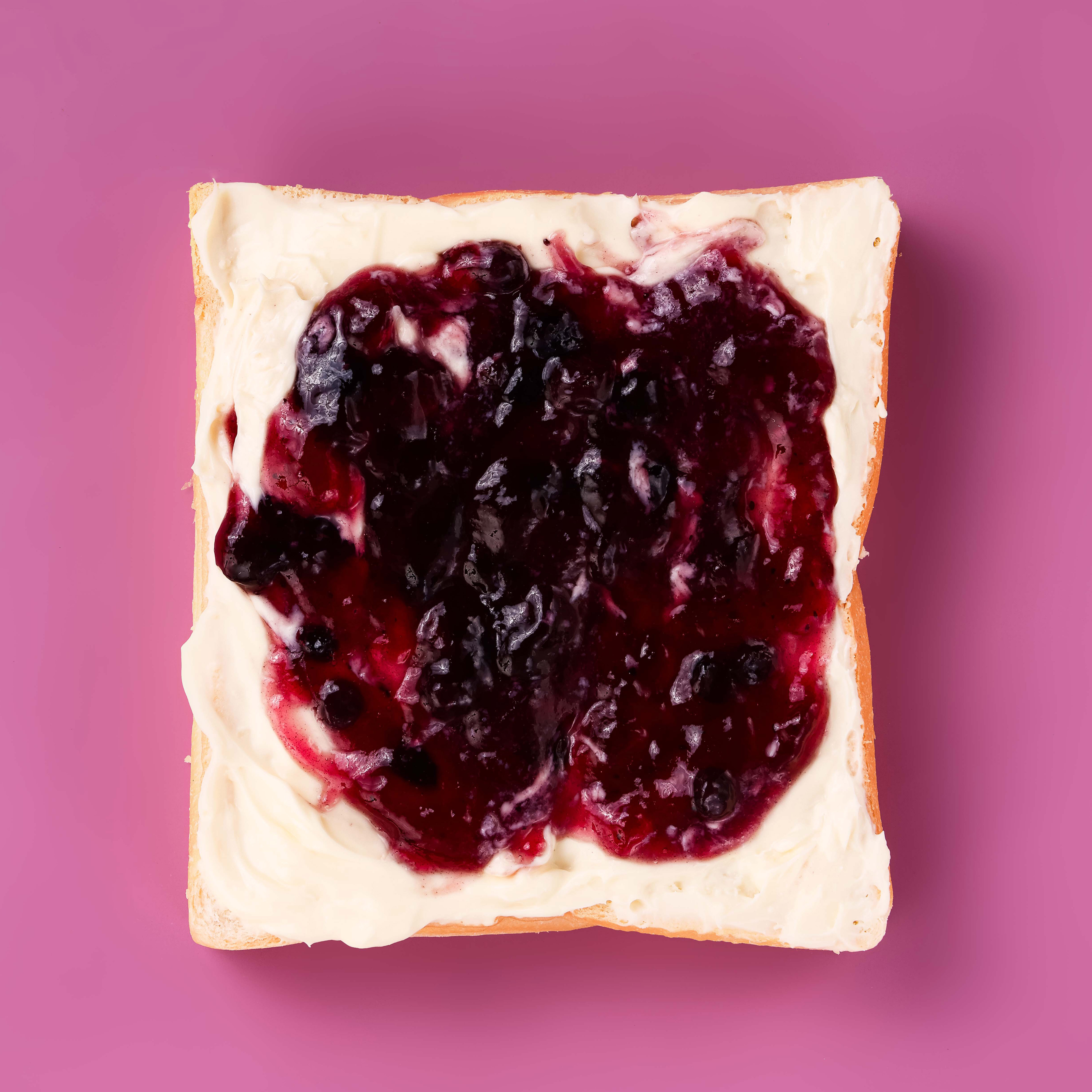 ▌ 清爽微酸  ▌藍莓乳酪天然奶油軟心鮮奶厚片