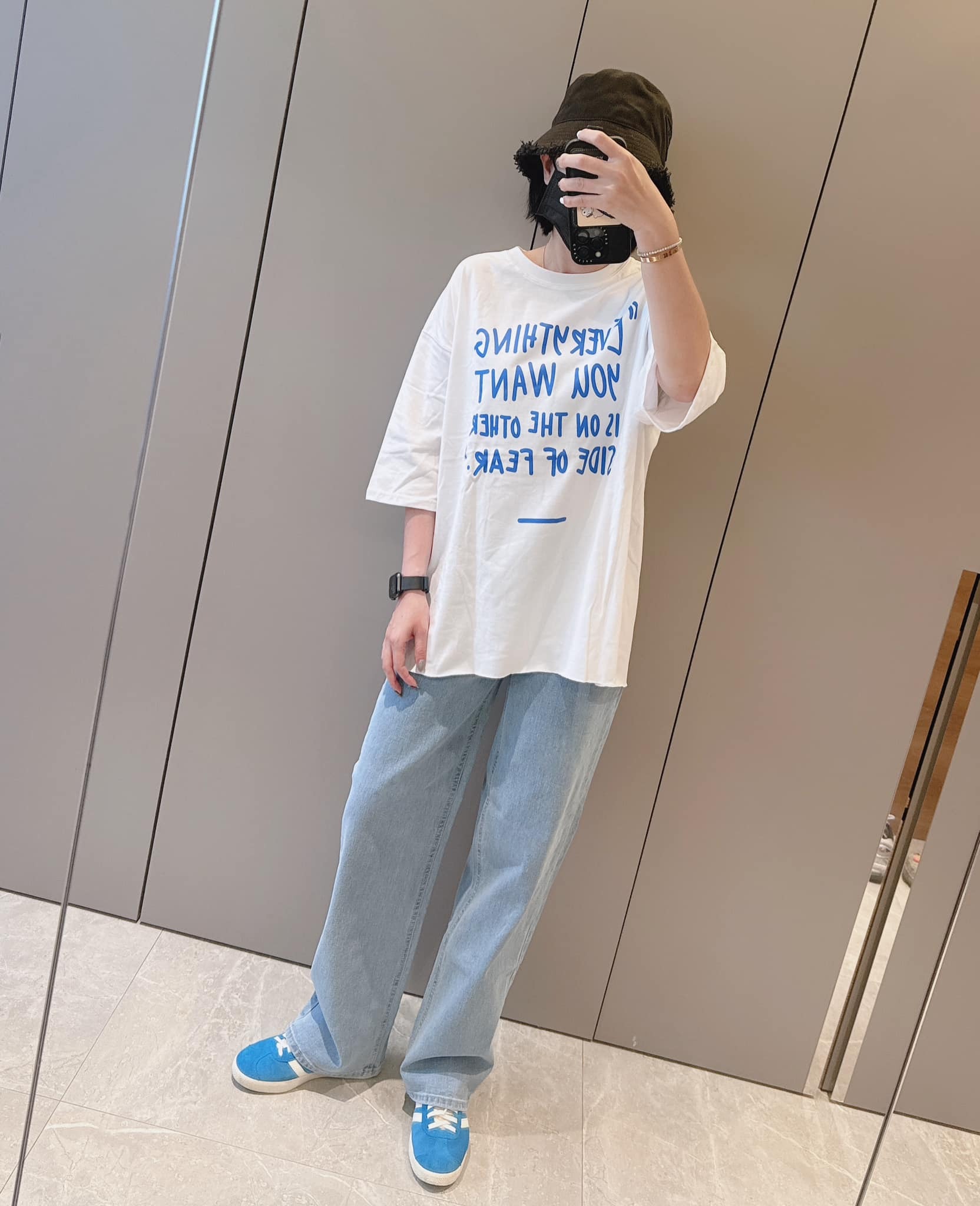 ᴴᴼᵀ ▸▸店長推薦◃◃ 春夏新款/英文字側叉T MANIFEST正韓🇰🇷 韓國女裝 休閒穿搭