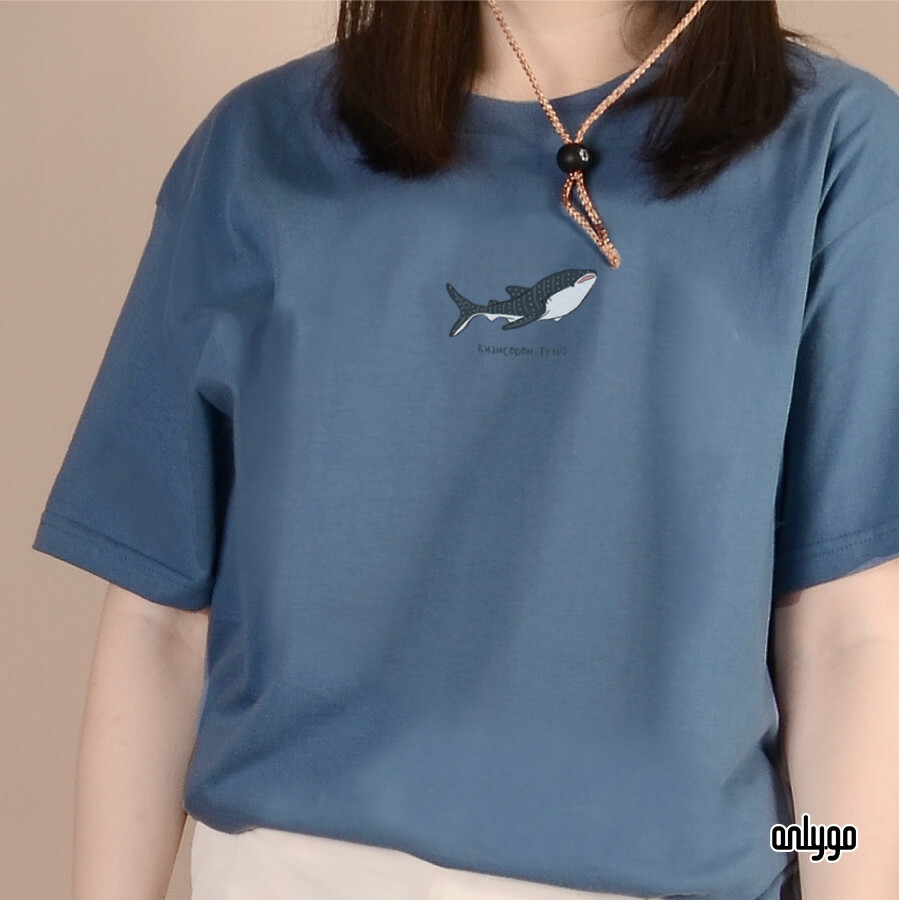 絶滅危惧種グラフィックTシャツ（ジンベエザメ）