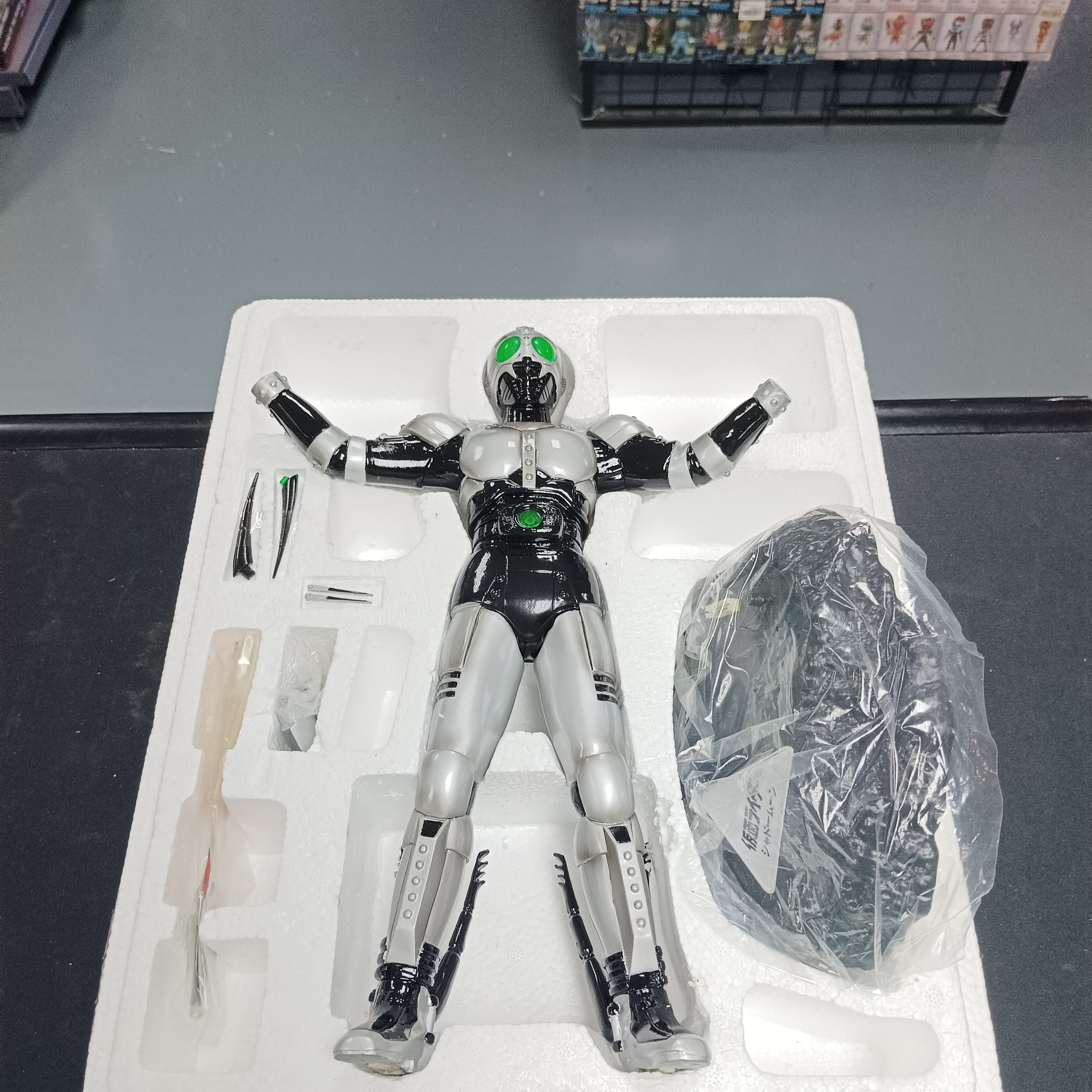 寄賣-幪面超人-Pol Yresin Figure 1/6 Shadow Moon