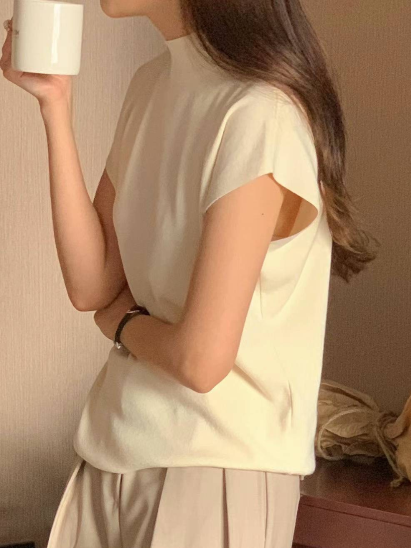 [現貨] Molly 典雅半領針織背心 [ 灰綠色 / Free ]