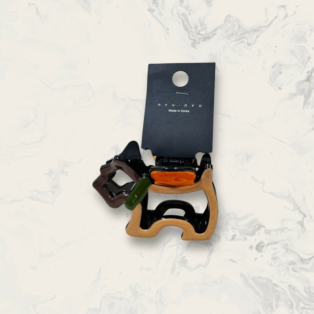 韓國直送髮飾 四色簍空狗狗框黑底手工鯊魚夾