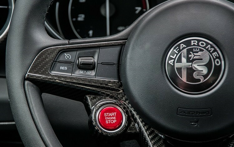 Alfa Romeo 愛快·羅密歐 Giulia 952- (2016-2024)