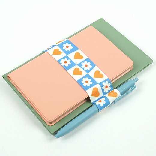 CHIC_花 書綁帶筆插 A5-A6手帳專用｜日本Greeting Life