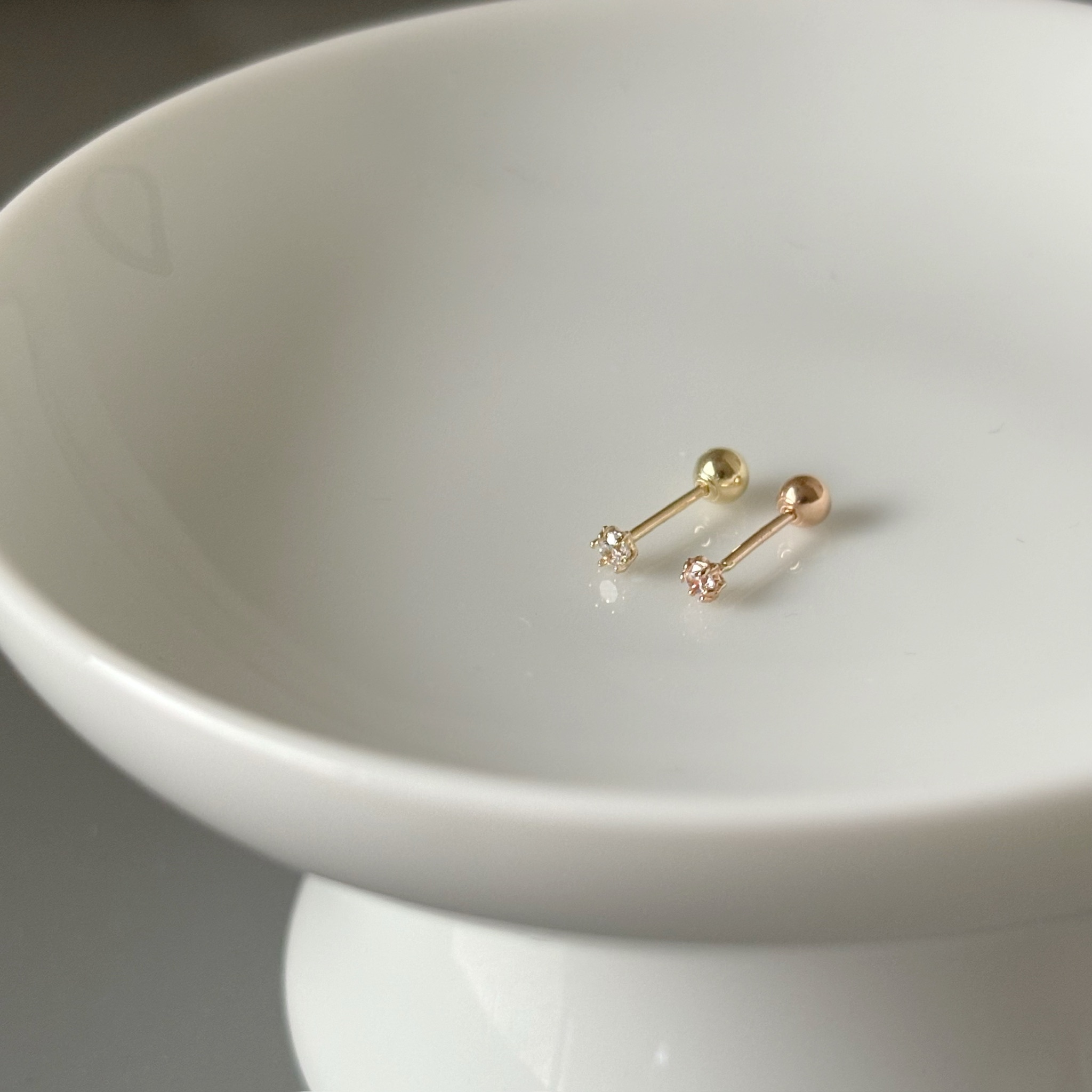 14K 2mm六爪鋯石轉珠耳環