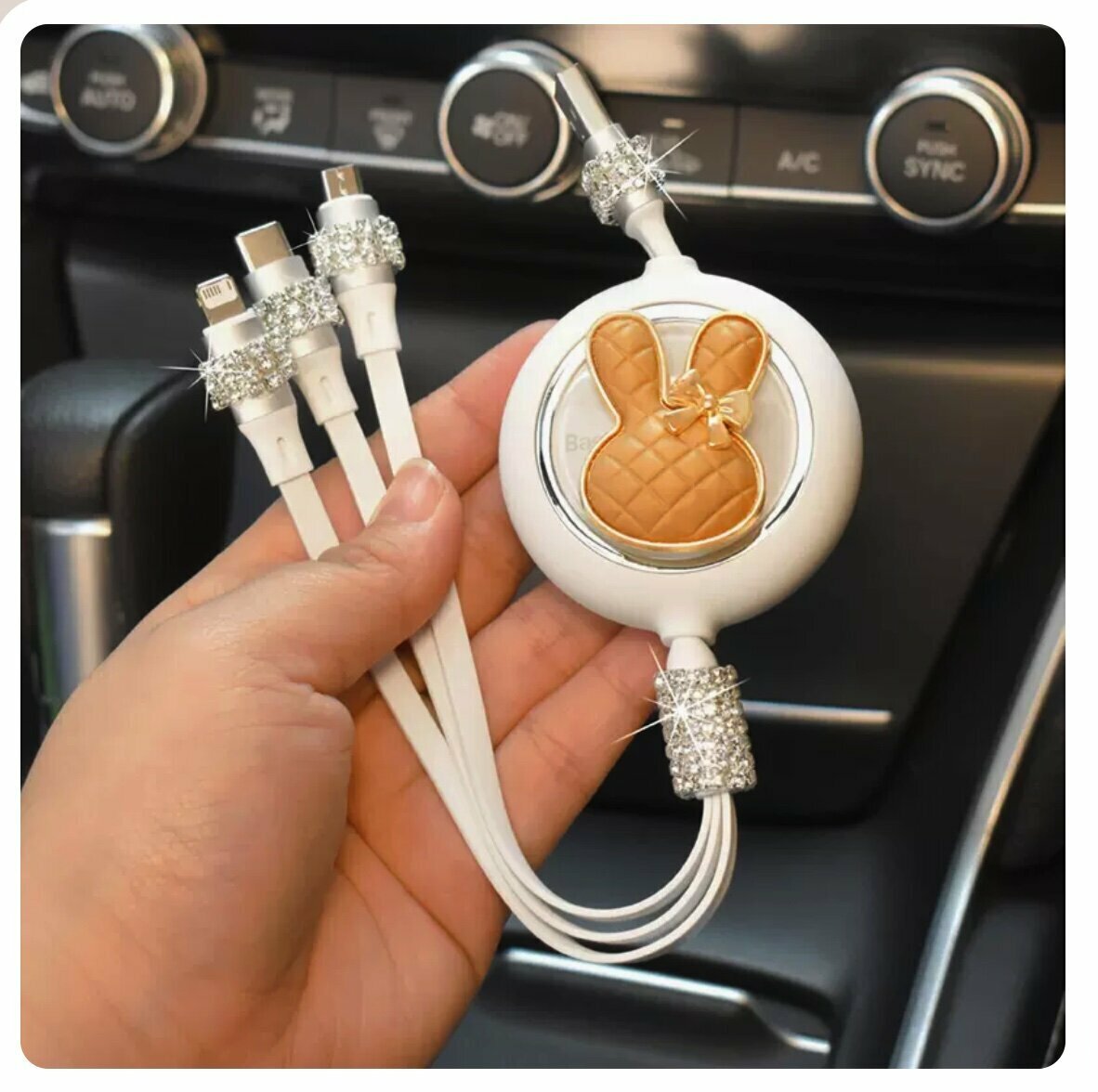熱推一拖三車載多功能充電線(淺棕兔頭)