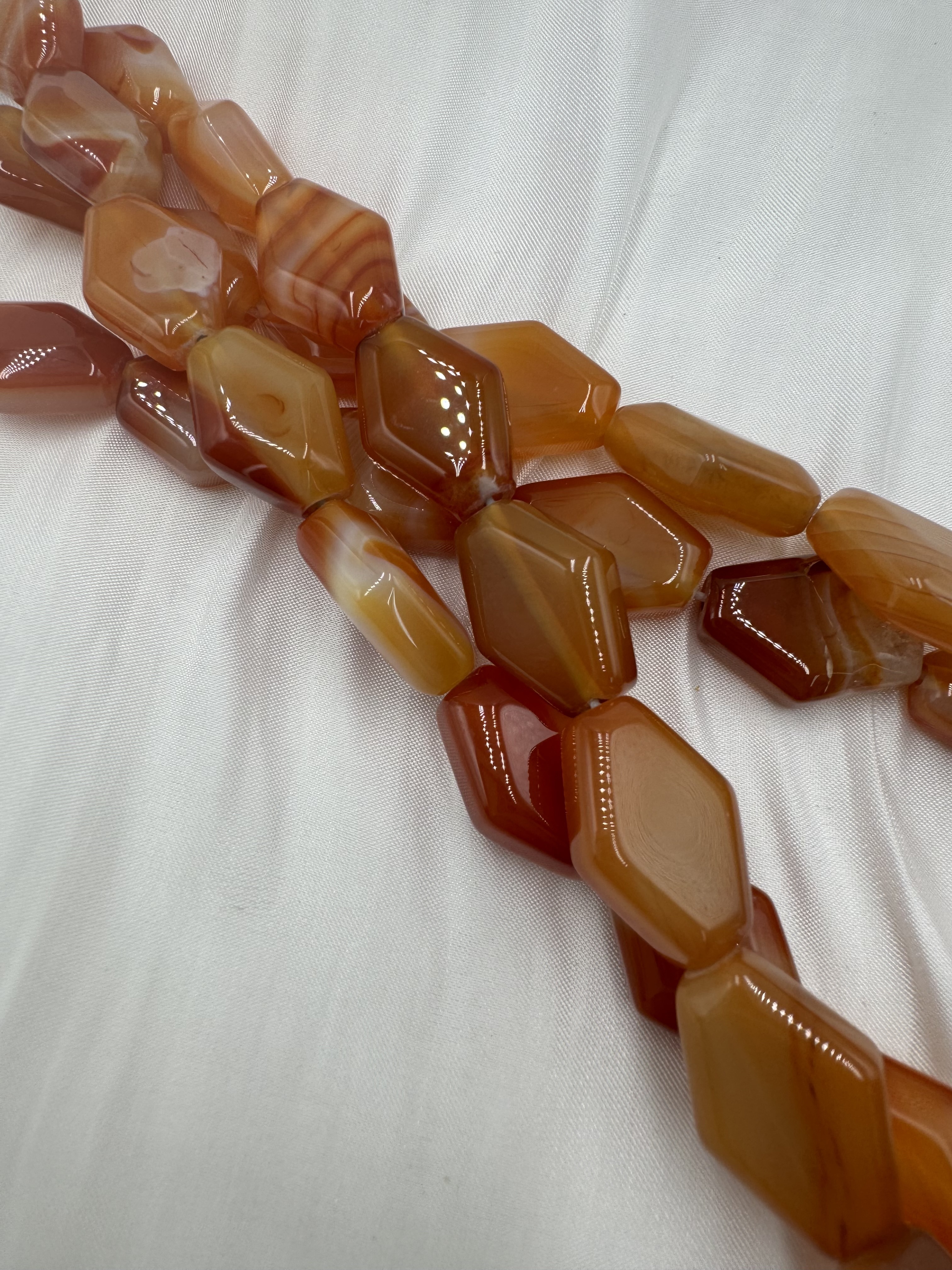 條-No.11亮面菱形小瑪瑙珠13mm*20mm約21顆