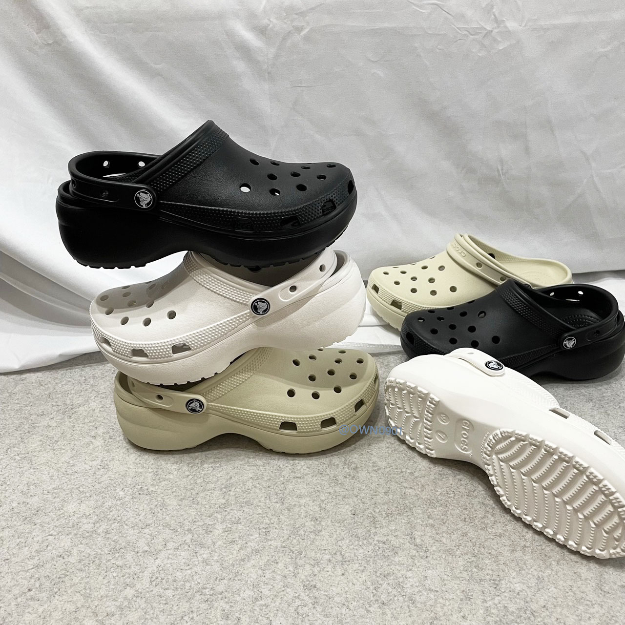 【OWN】CROCS 雲朵☁️厚底 全防水 增高 洞洞鞋 夏天 拖鞋 涼拖鞋 熱門款式 黑色 白色 卡其色 女款