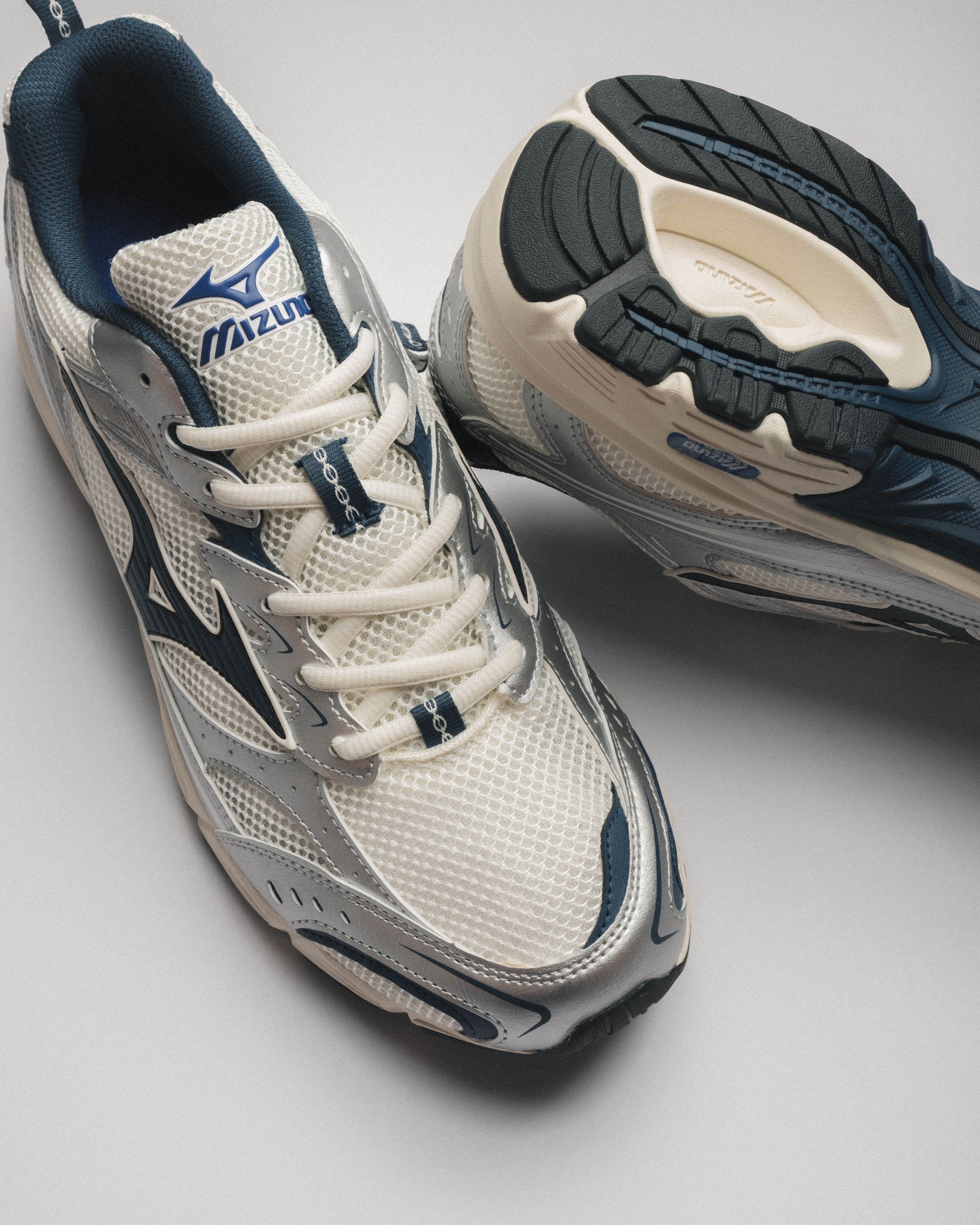 MIZUNO MXR OG | White Silver Teal D1GA245102