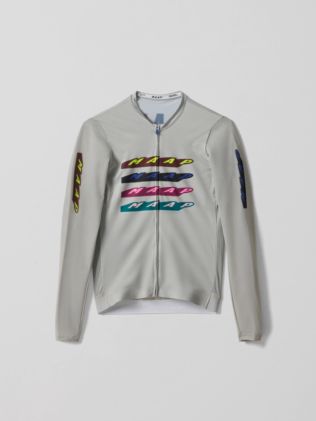 新品未使用 Mサイズ  Evade X プロエア LS ジャージ 2.0 新品未使用 Mサイズ Evade X プロエア LS ジャージ 2.0 NEW ERA A