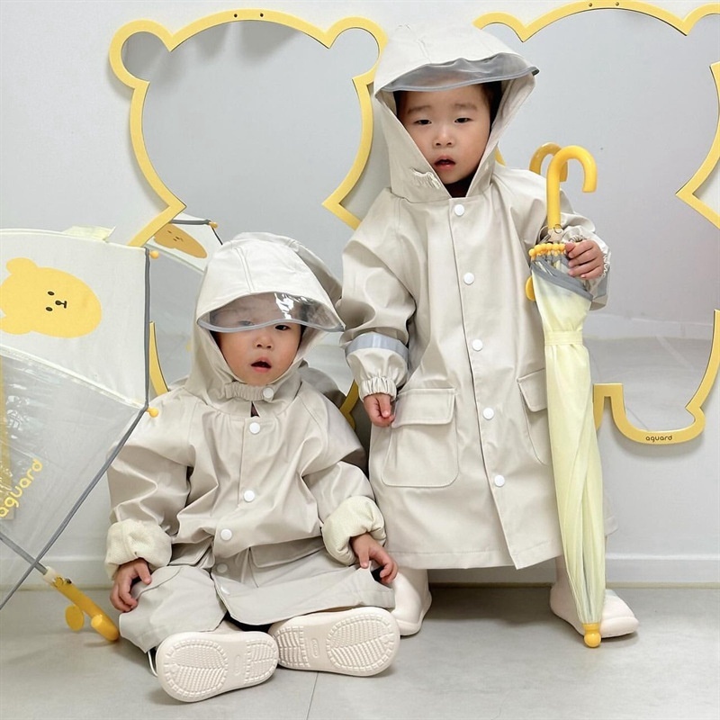 School raincoat NO.2