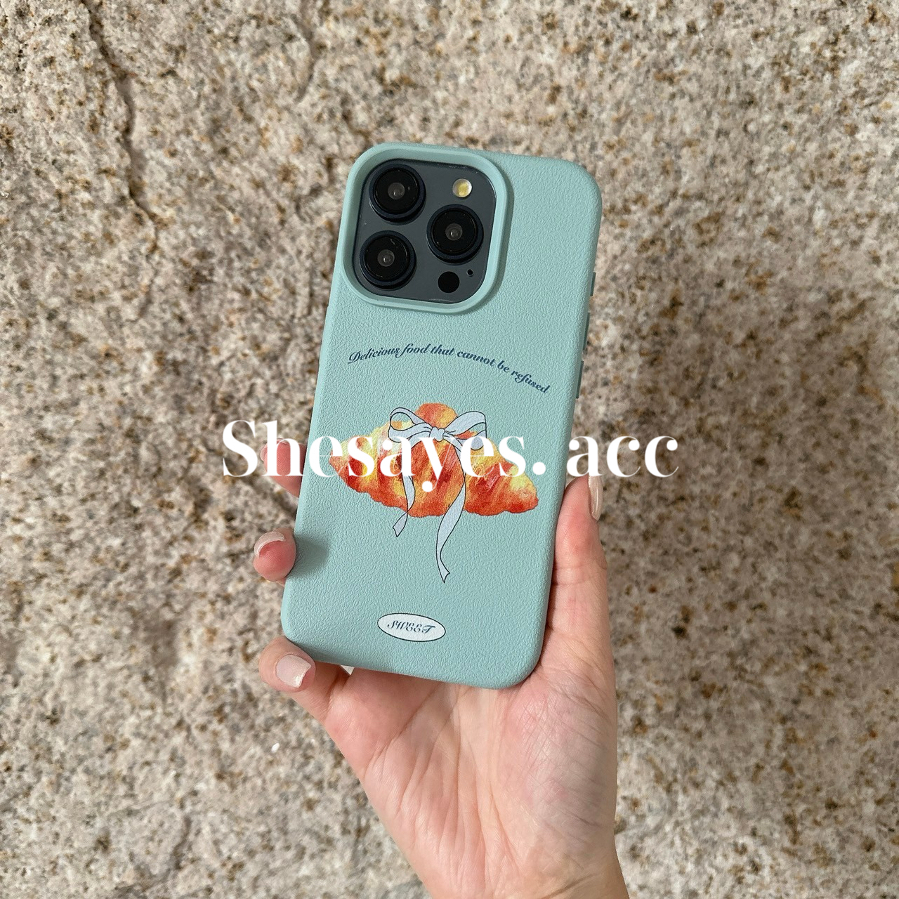 IPHONE 蒂芬尼綠皮革牛角麵包手機殼