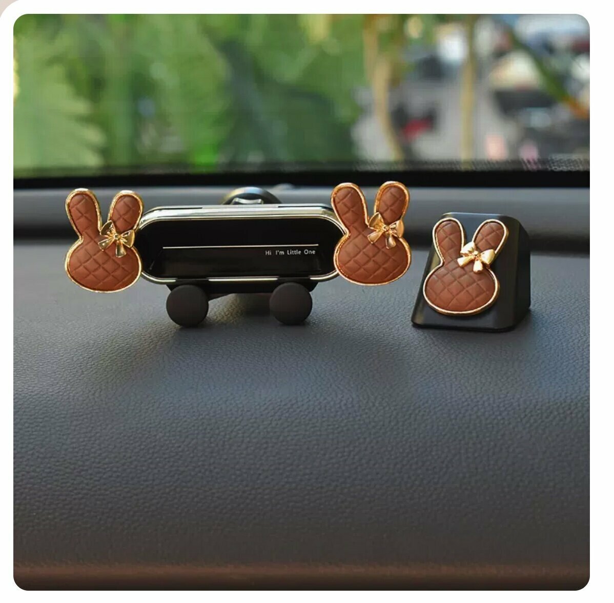 New car mobile phone holder (bracket + base, dark brown rabbit head)