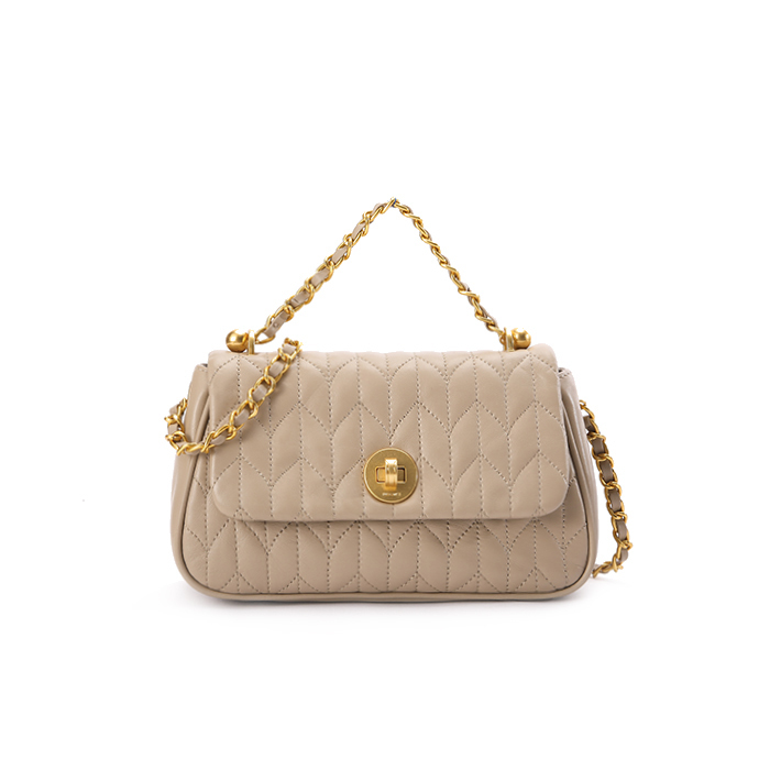 LEAVY 絎縫斜背袋