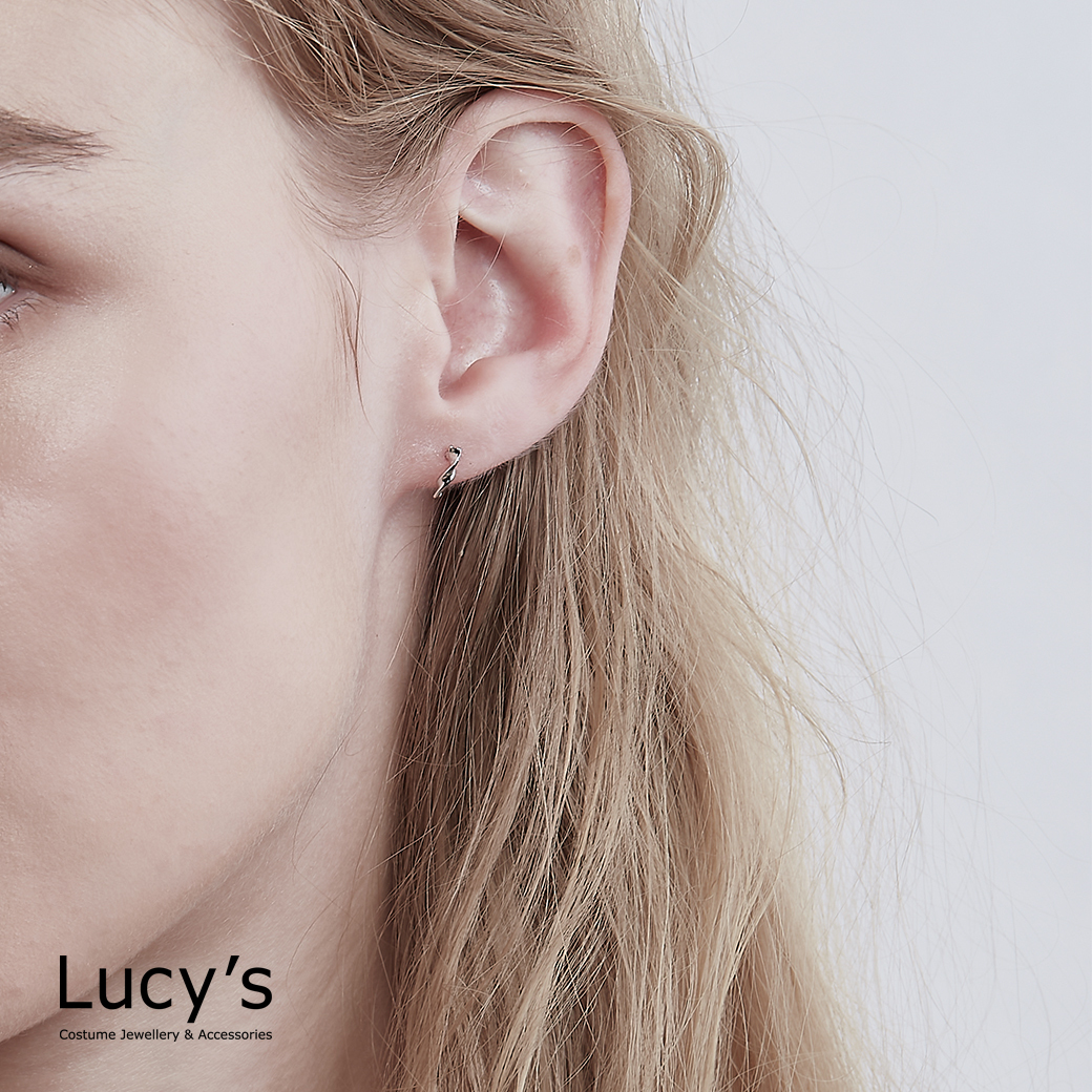 925純銀〔輕銀系列〕小扭結 耳環 (102010)