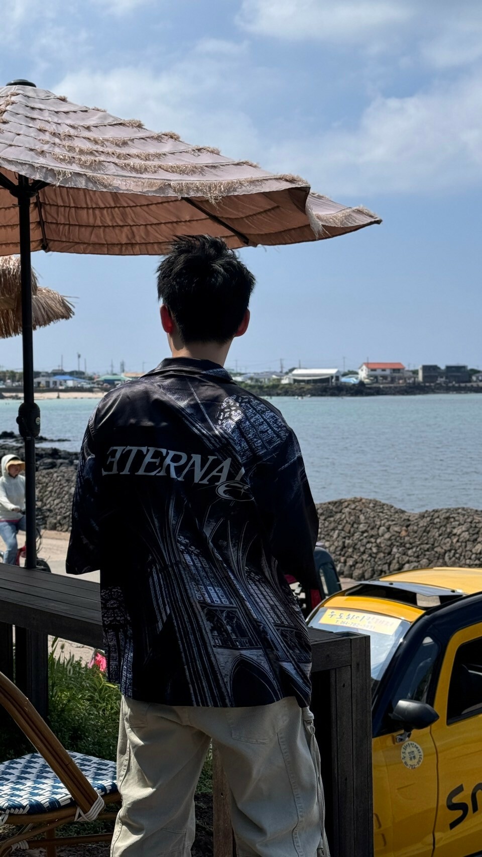 ETERNAL 黑白威廉古堡 斑駁質感 緞面古巴領襯衫 短袖