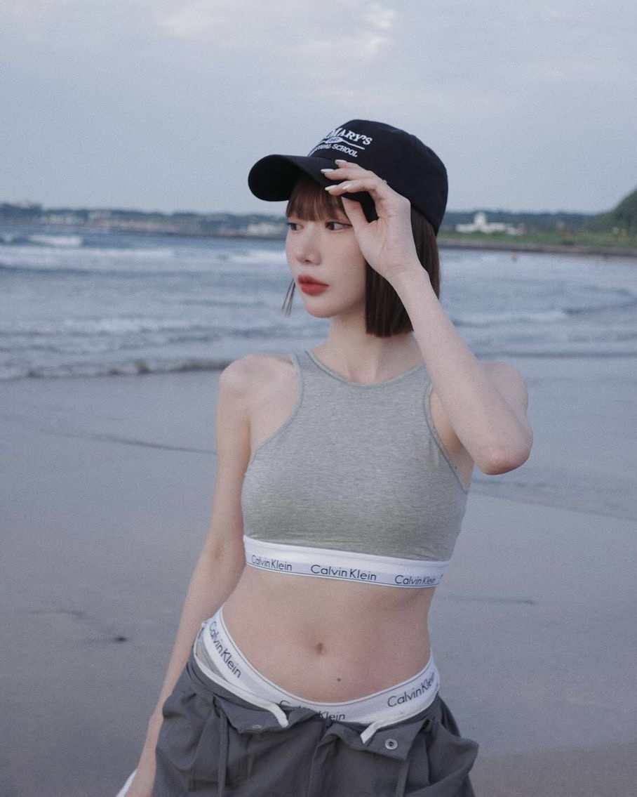 Calvin Klein CK Modern Cotton Jennie同款 短版 削肩 無墊 背心 黑 灰
