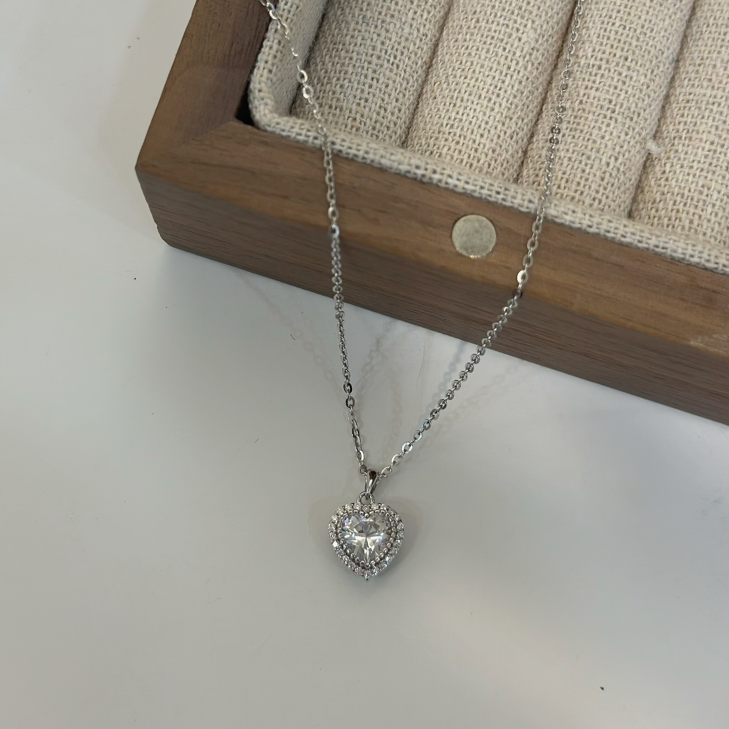 H04【輕奢】排鑽愛心純銀鎖骨鏈