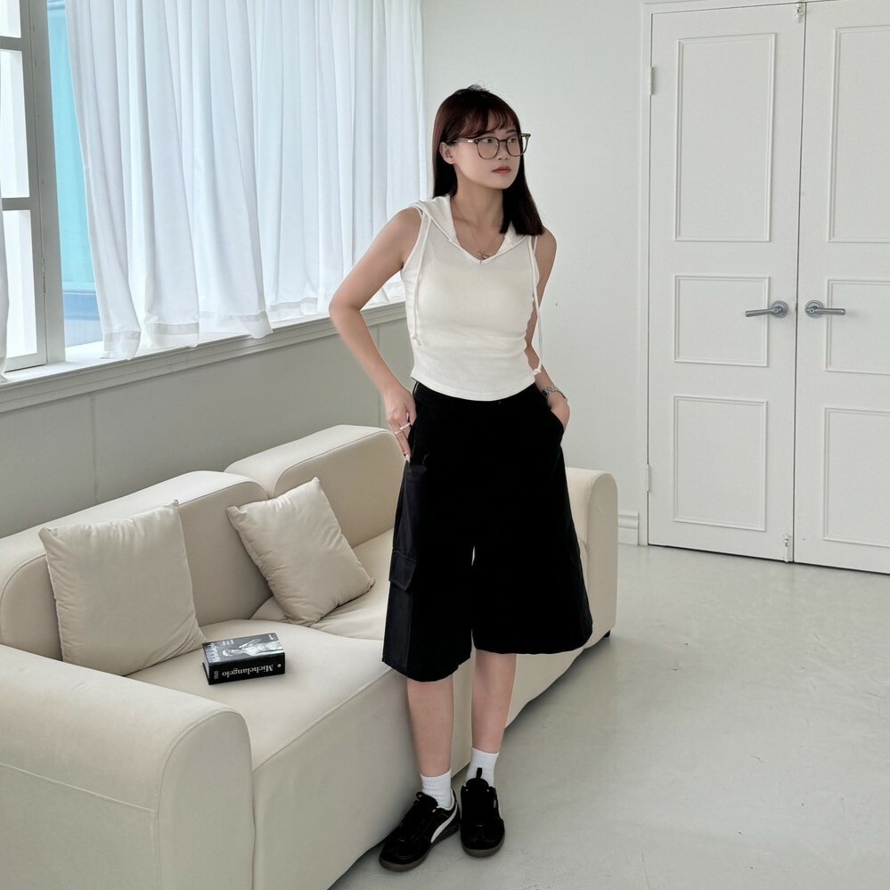 半島鐵盒🍱挺版七分褲