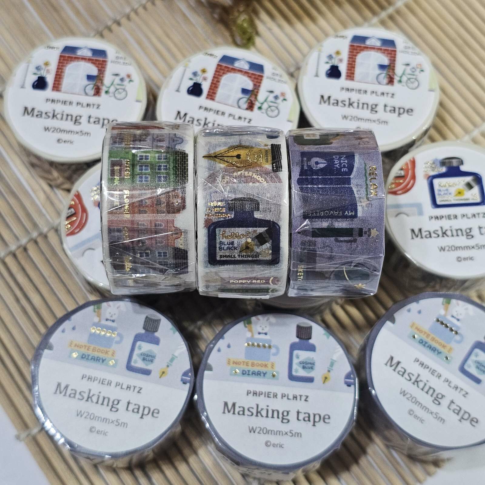 Papier Platz x Eric Small Things Favorite Place #52059