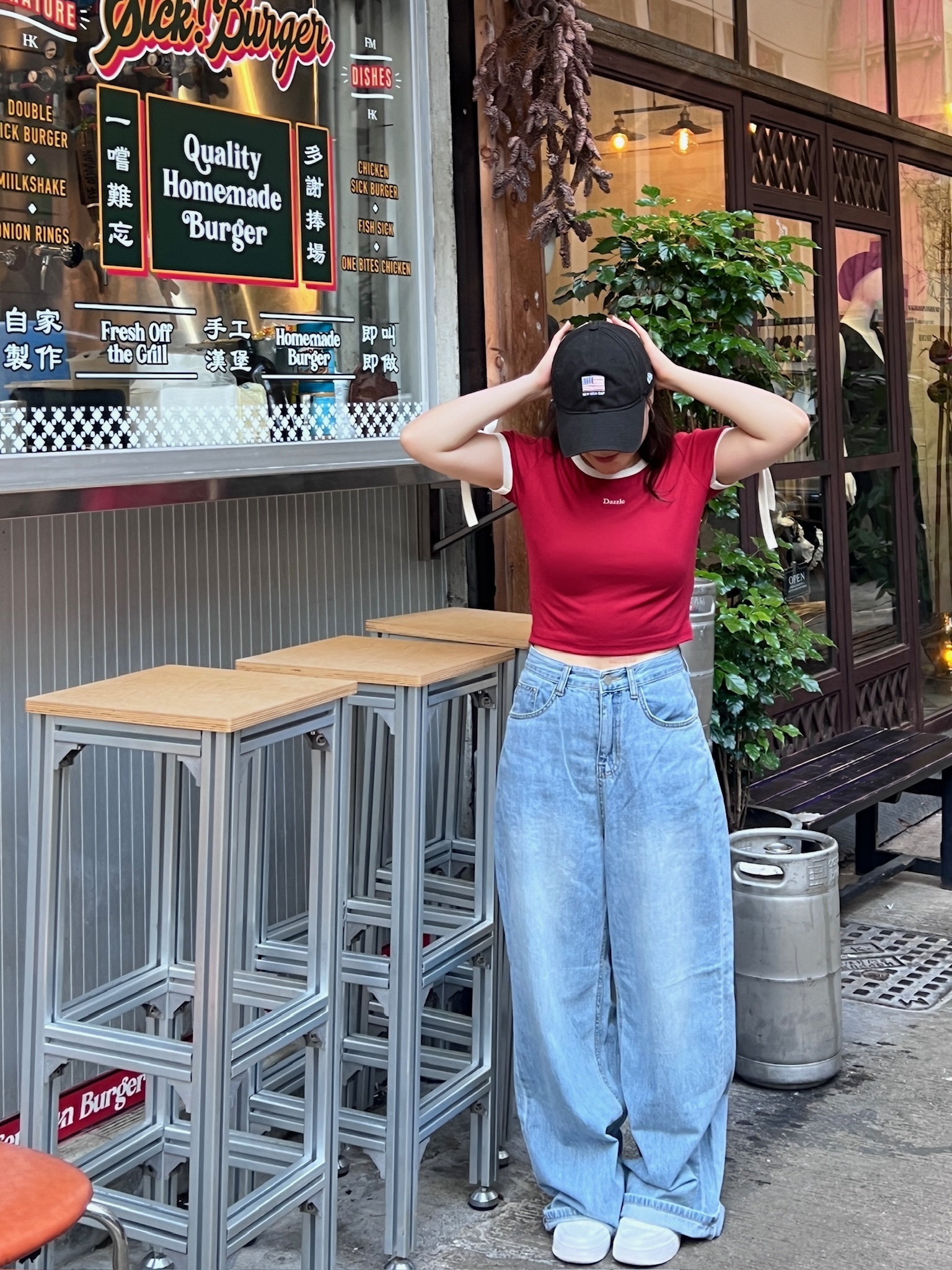 軟淋淋! 洗水軟薄超寛鬆淺牛仔褲