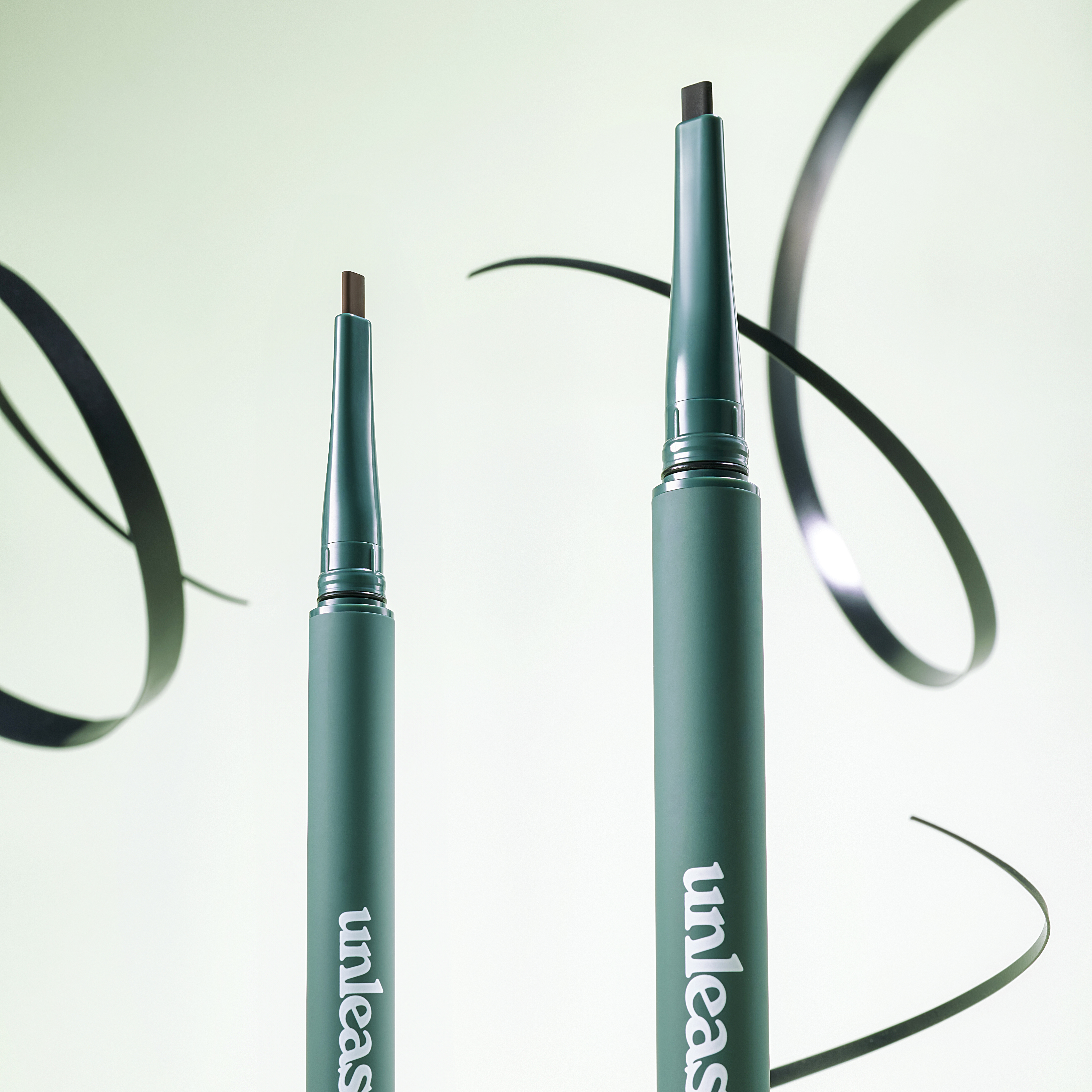 防手震平刷持久眼線筆 0.15g - unleashia