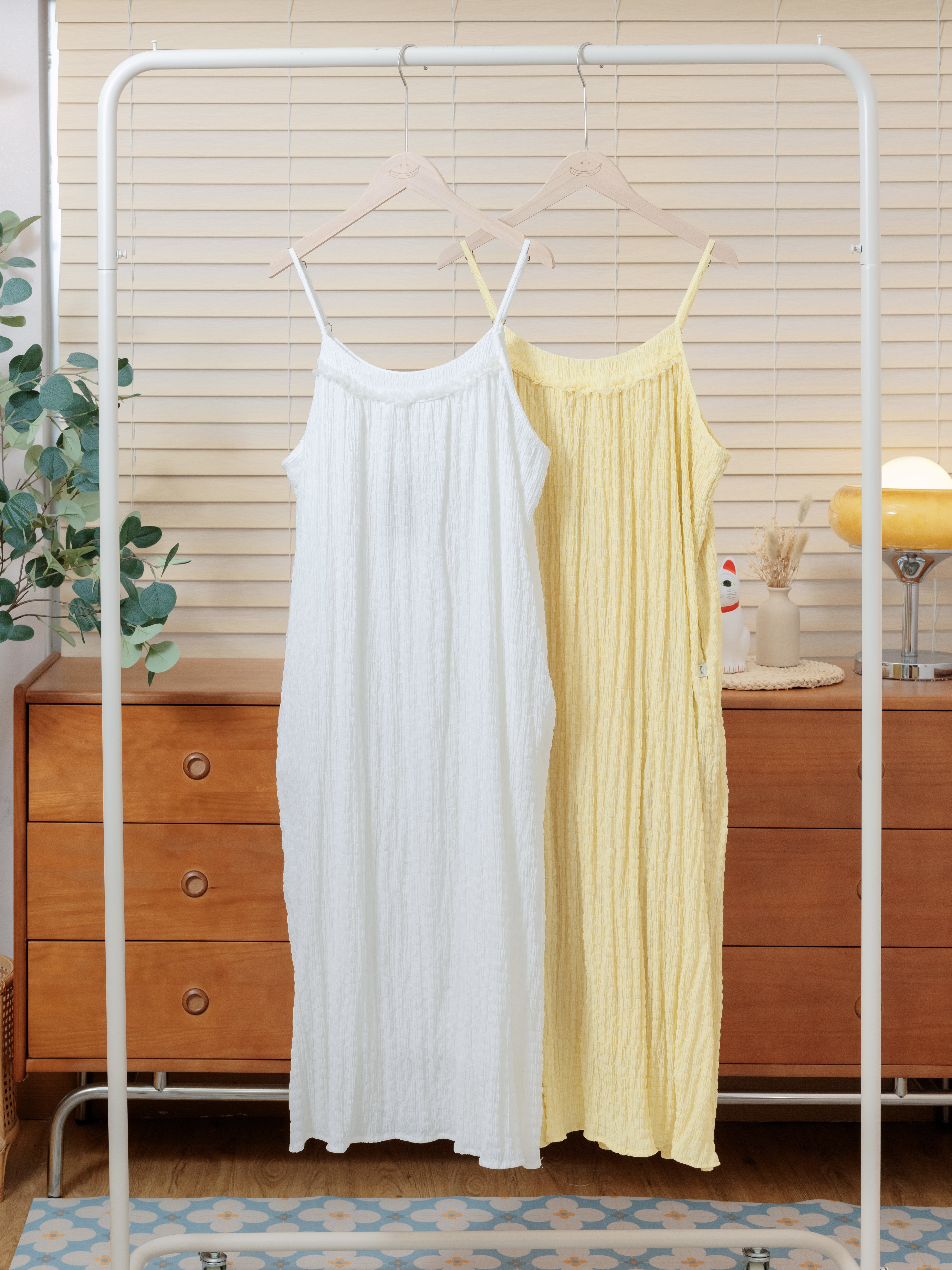 兩色 / 皺皺網紗荷葉邊連身裙/ Wrinkle Ruffle Dress