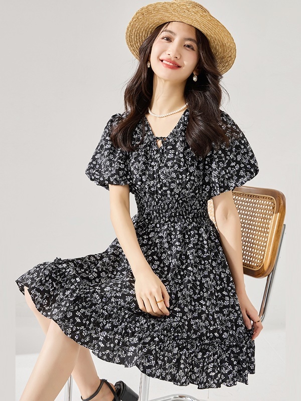 綁帶澎袖碎花雪紡洋裝 黑色