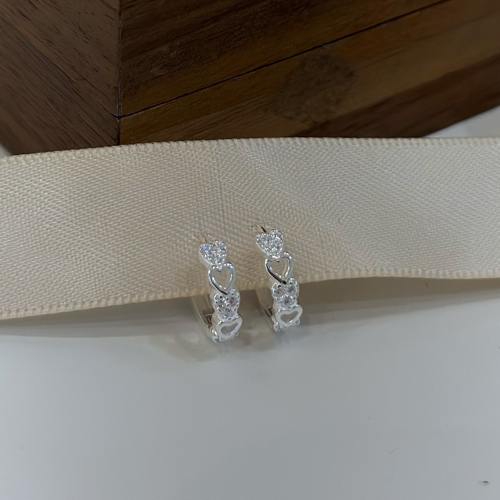 H17排鑽小愛心純銀易扣