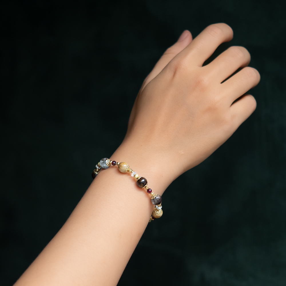 太空漫步｜珊瑚玉綠幽靈金銅石手鍊 C1650