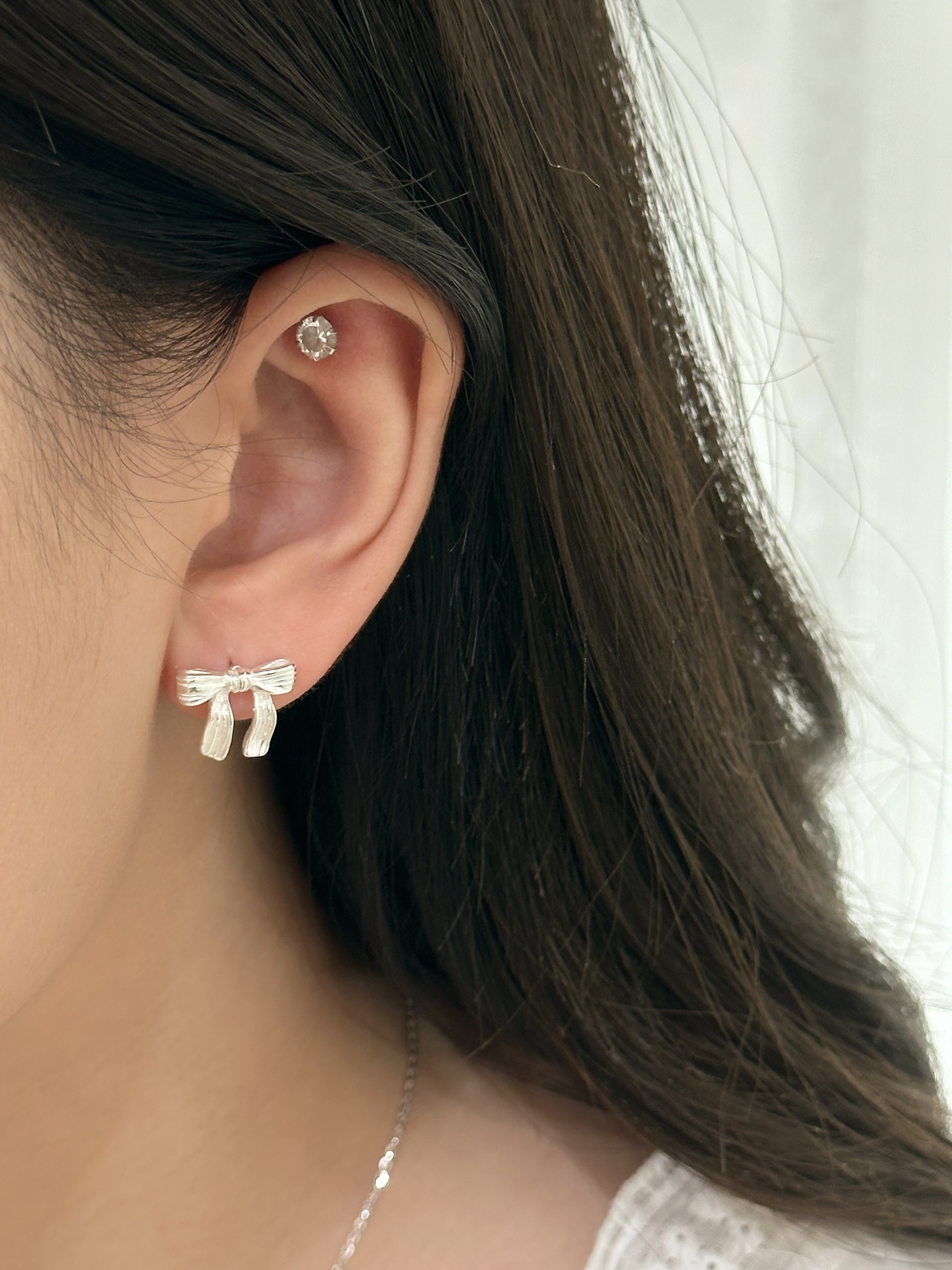 H22壓紋蝴蝶結純銀耳針