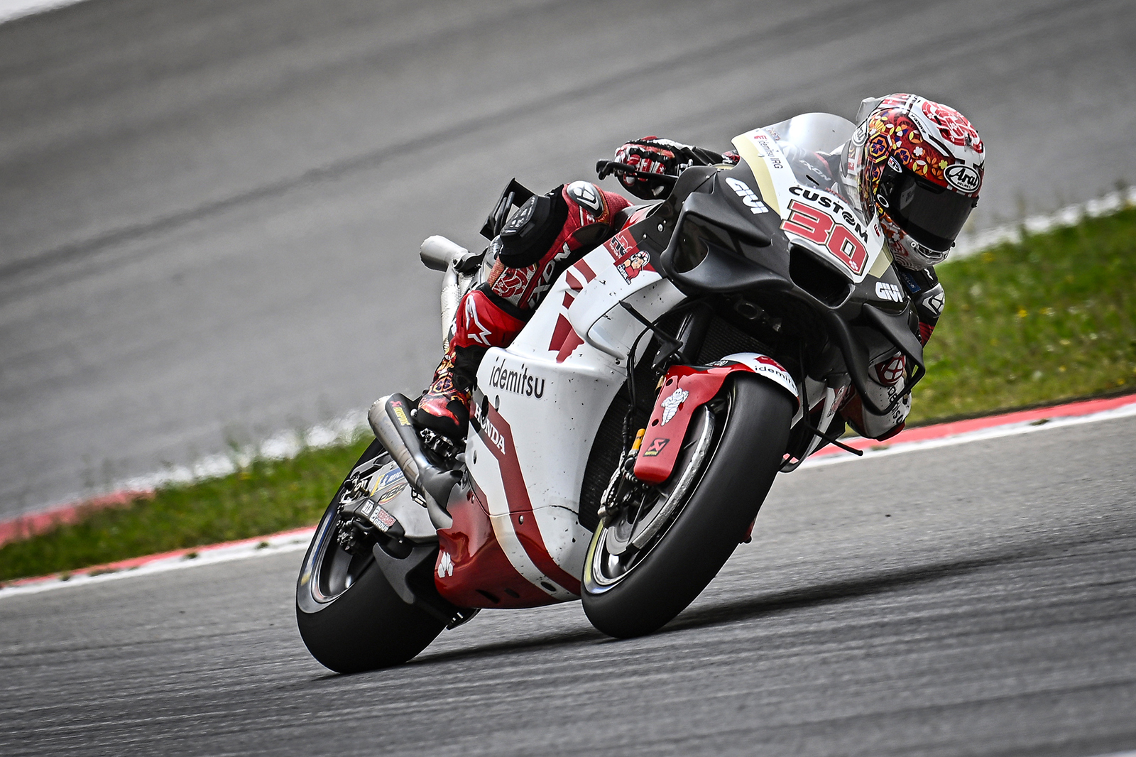 ARAI RX-7X NAKAGAMI GP3 全罩
