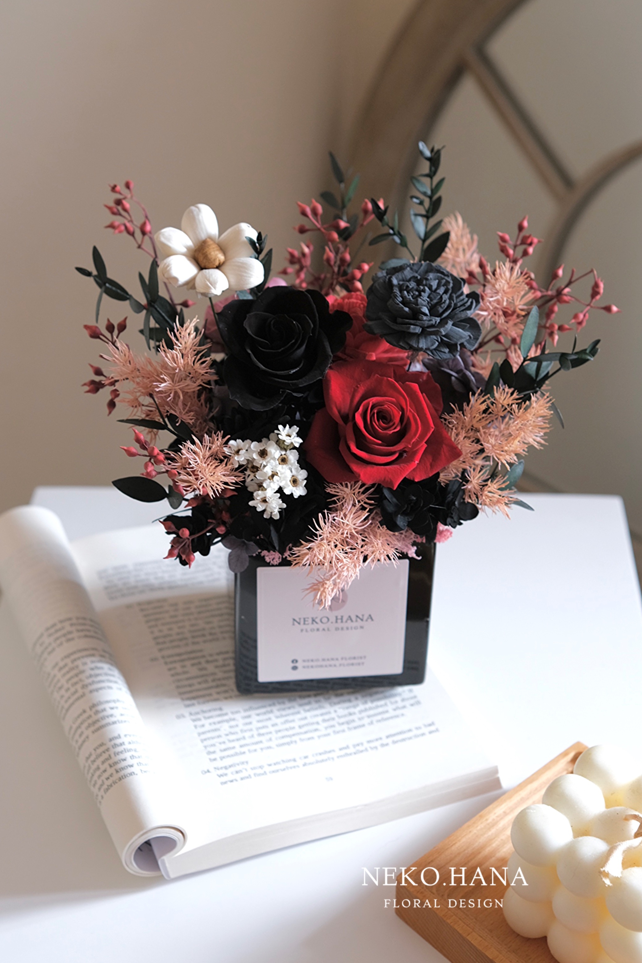 方磚黑紅玫瑰永生盆花