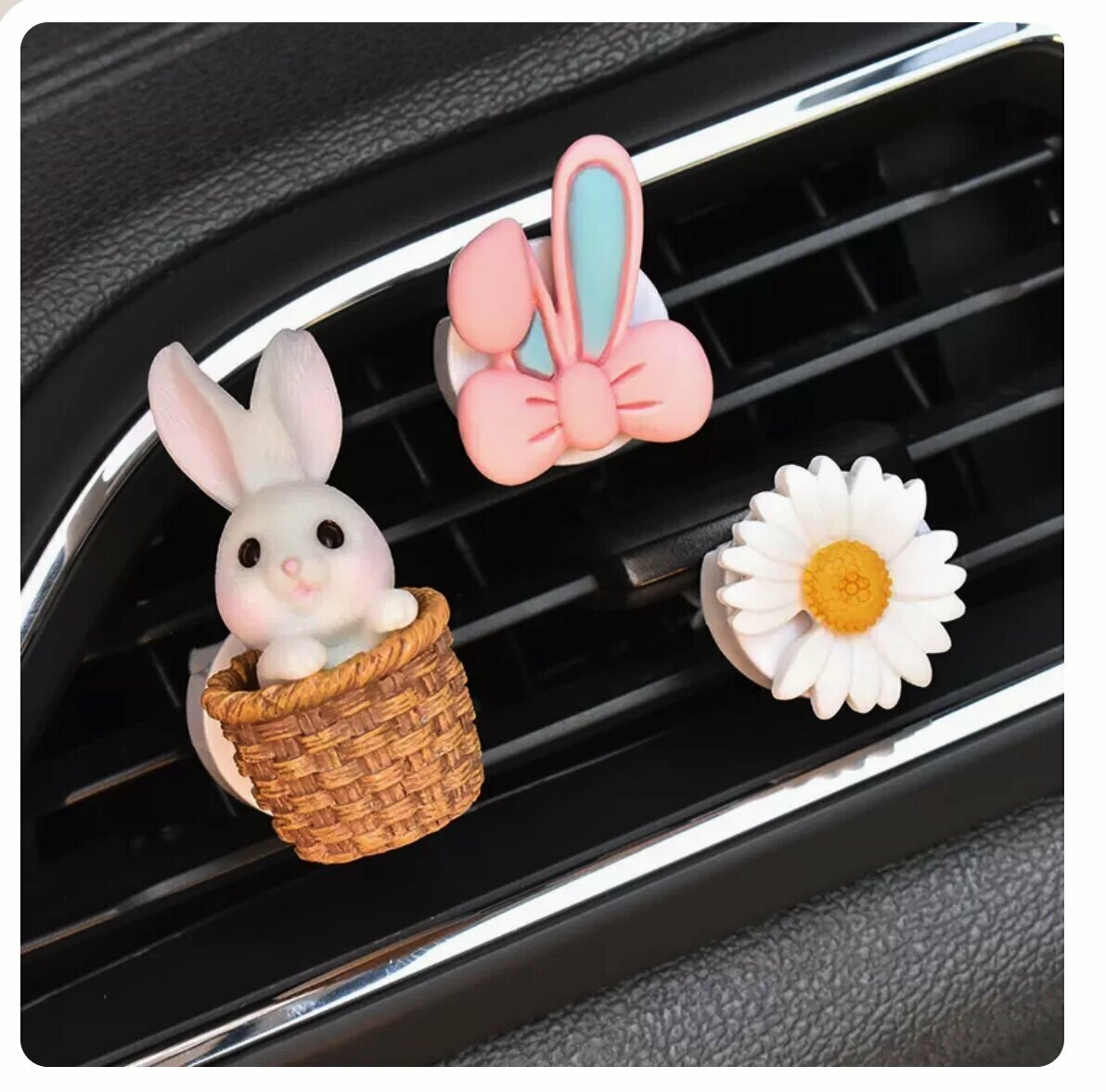 Hot Selling [Set of 3] Car Air Vent Aromatherapy Pendant (White Zouju)
