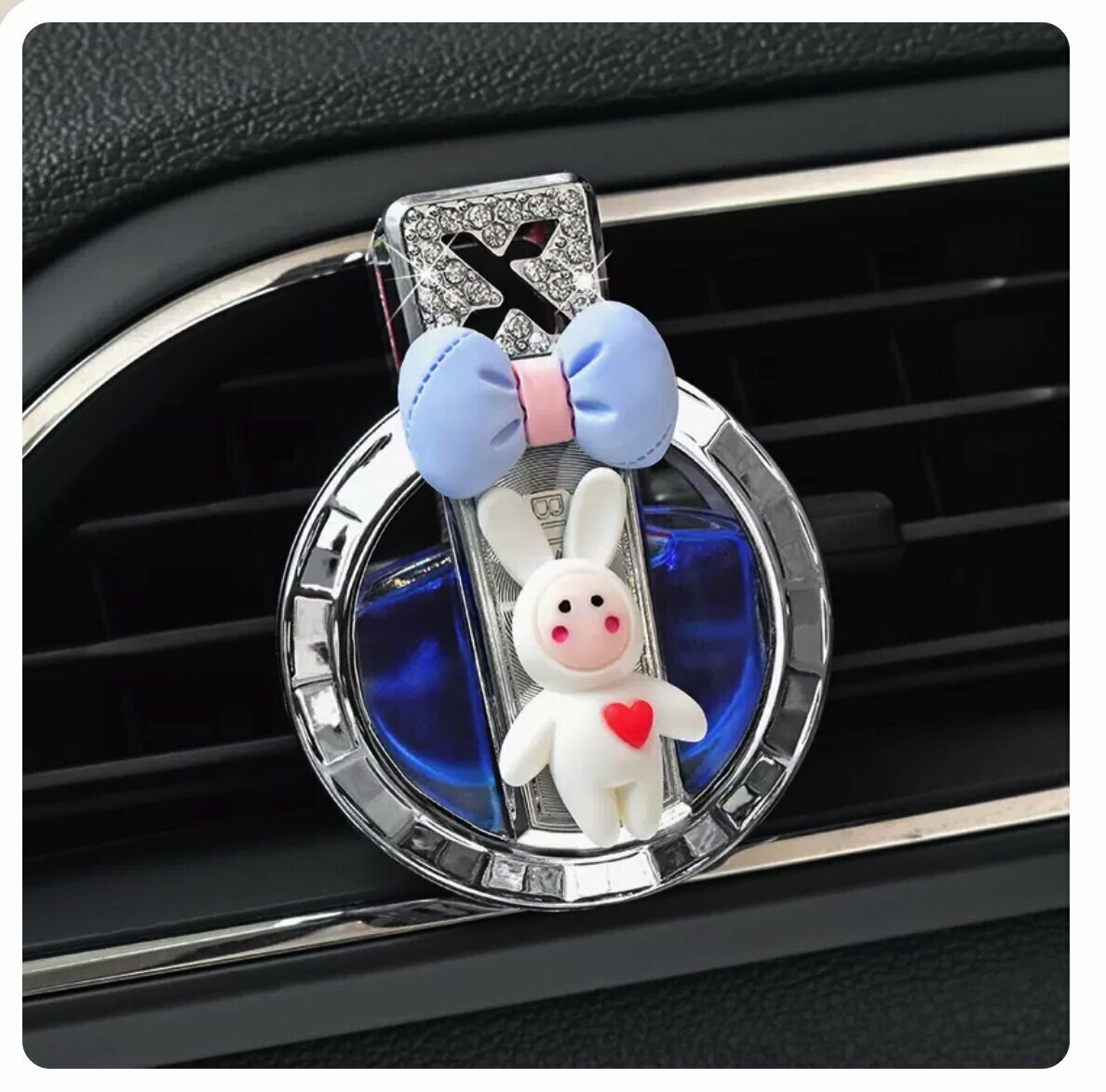 Hot selling car air vent aromatherapy ornaments (blue ocean + white rabbit)